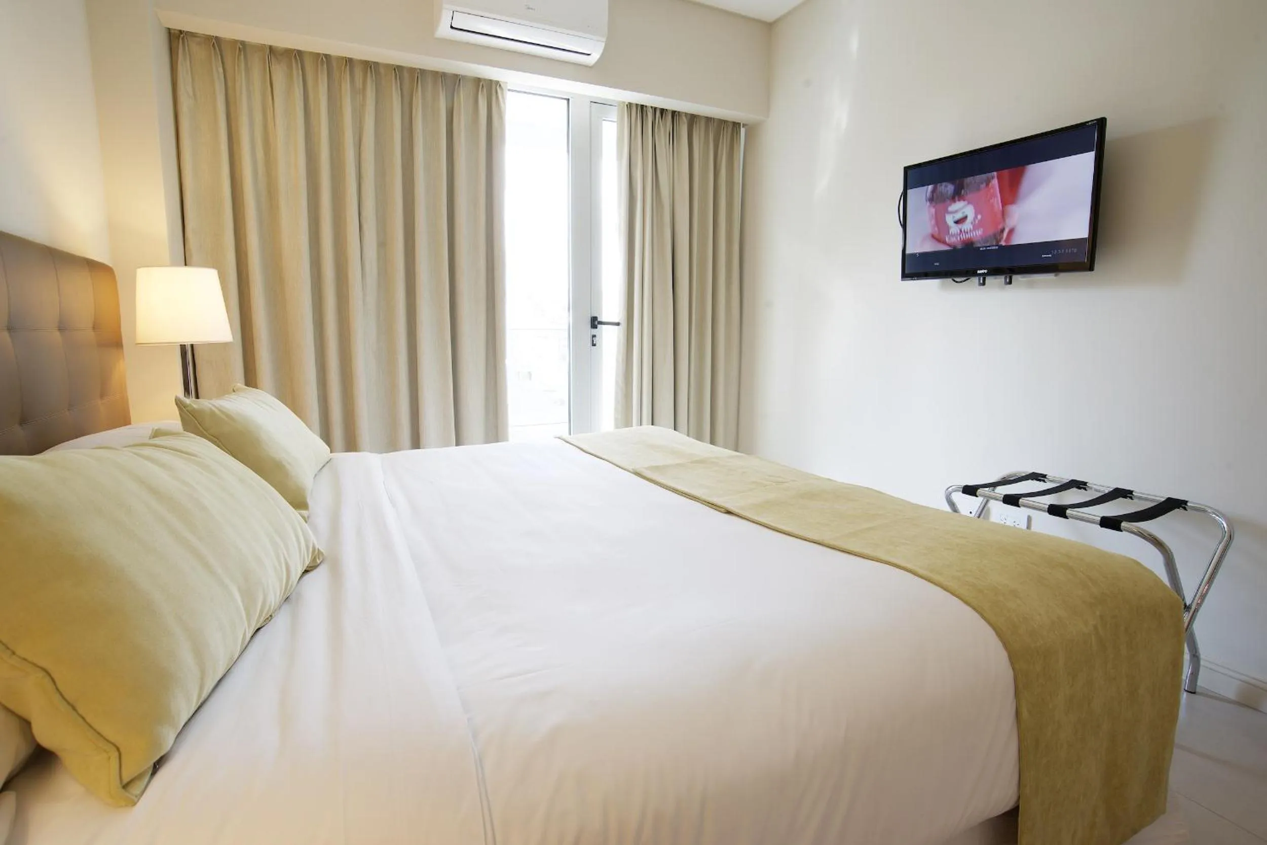 Bedroom, Bed in Byblos Palermo Soho