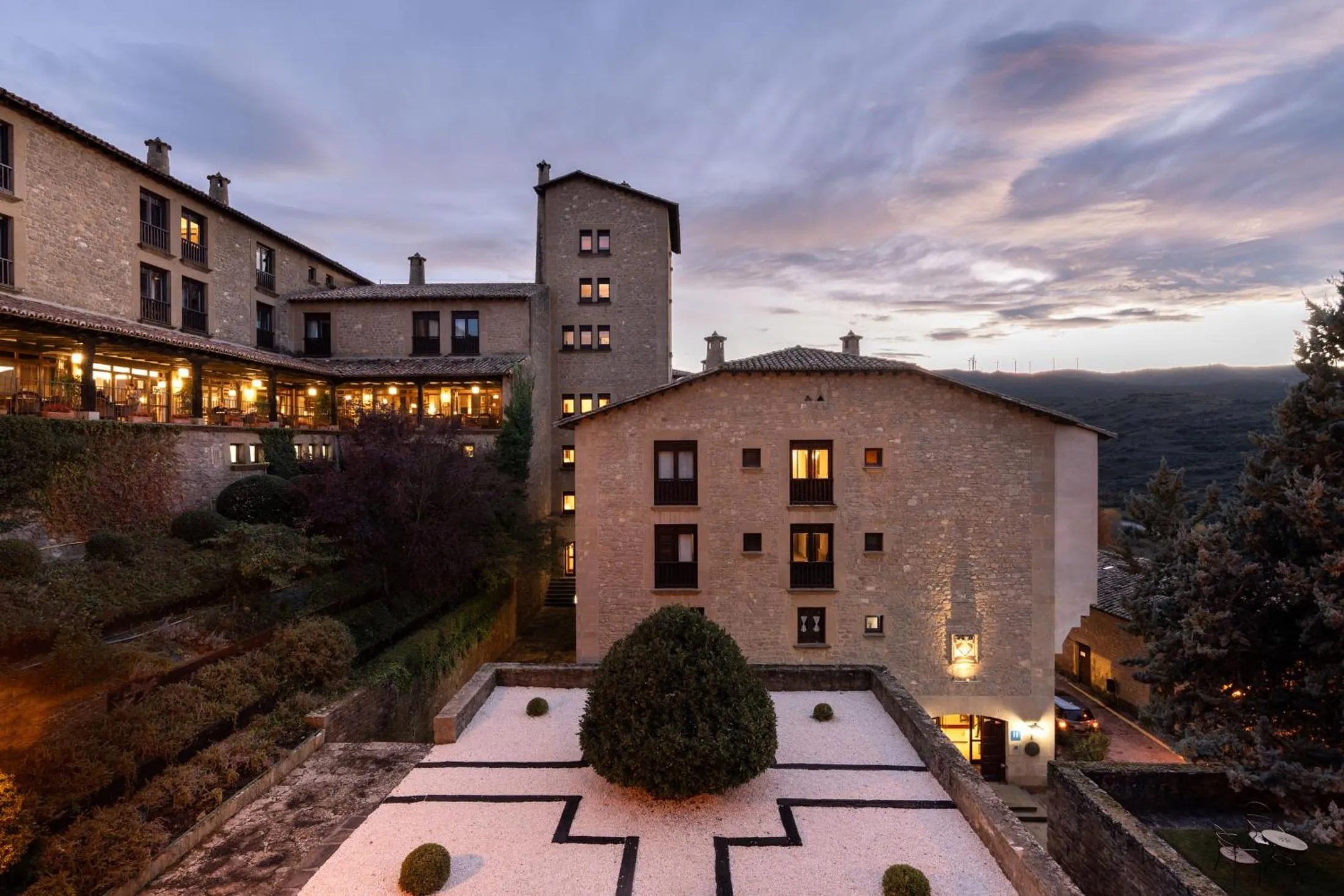 Property building in Parador de Sos del Rey Católico