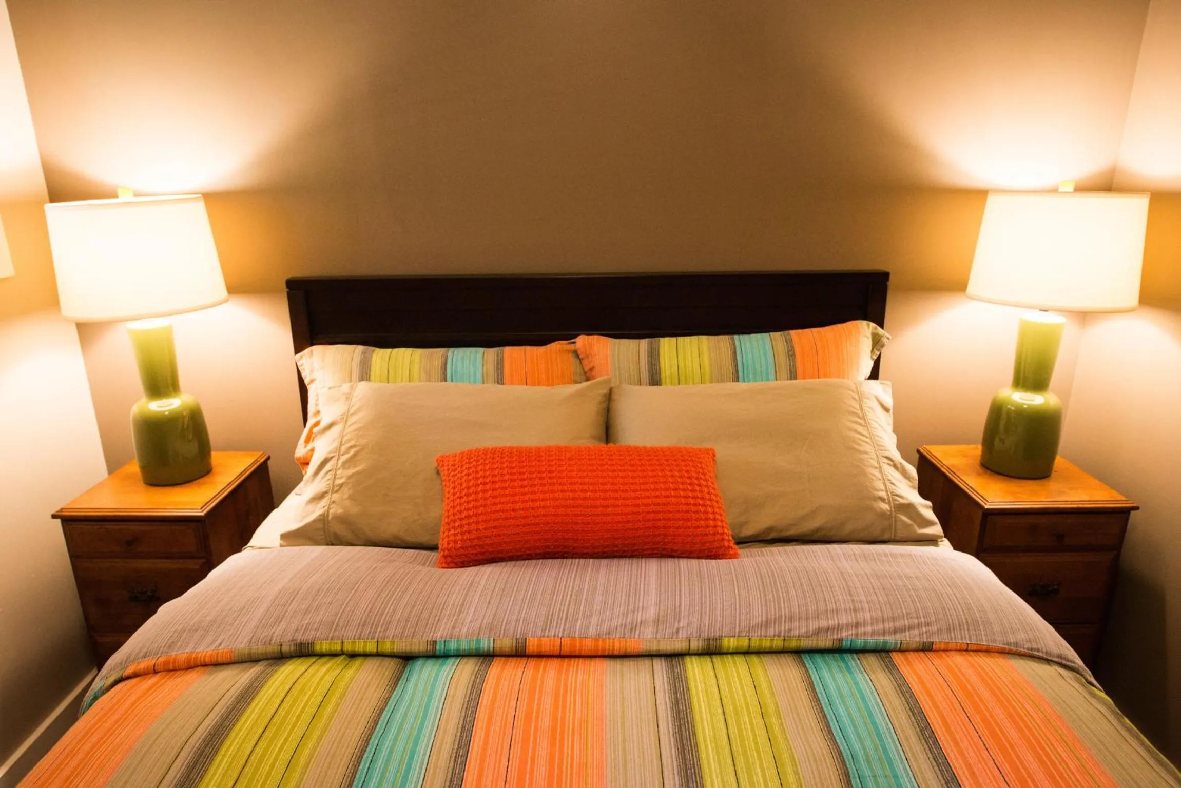 Double Room with Private Bathroom - single occupancy in Skeena River House Bed & Breakfast