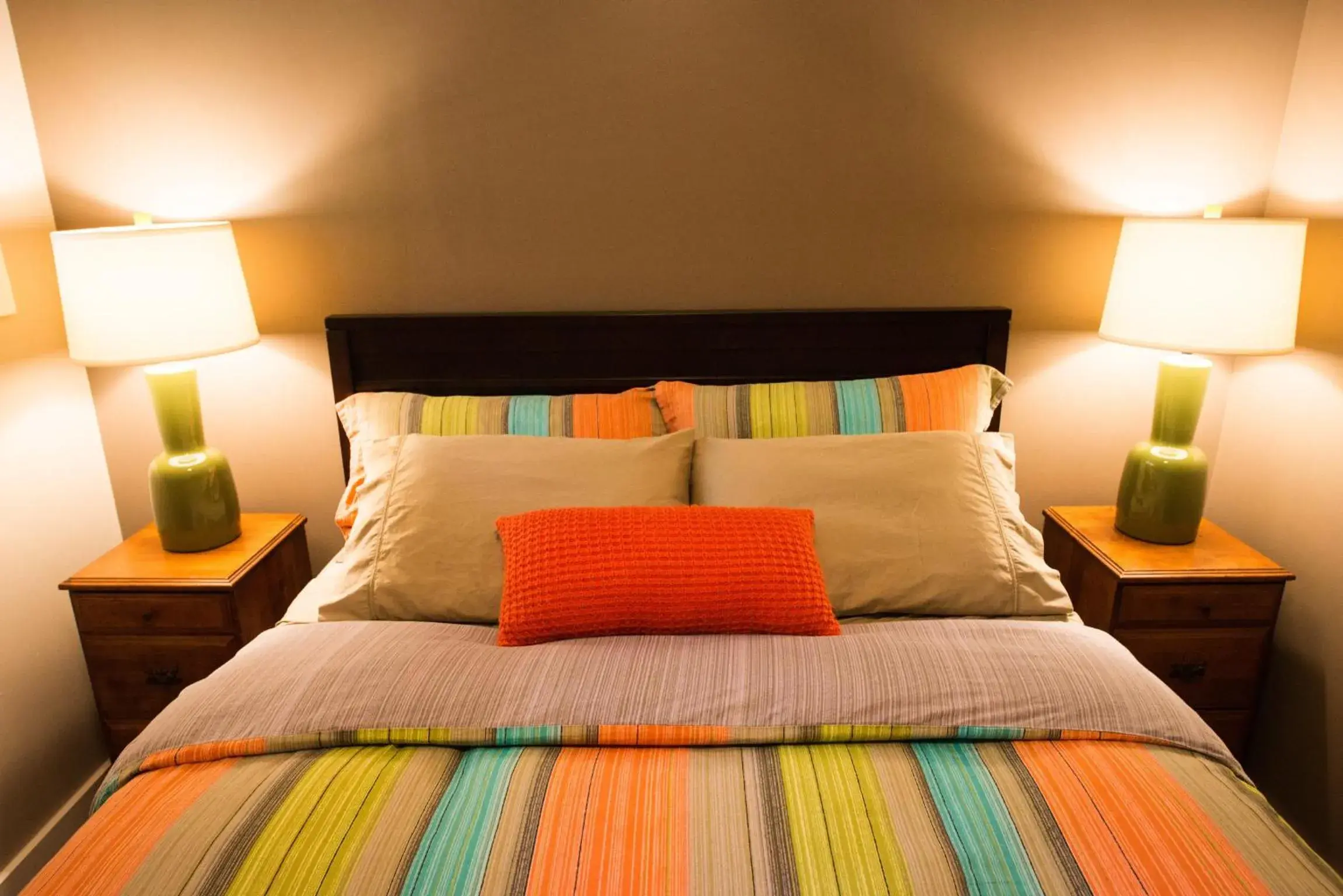 Double Room with Private Bathroom - single occupancy in Skeena River House Bed & Breakfast Double Room with Private Bathroom - single occupancy in Skeena River House Bed & Breakfast