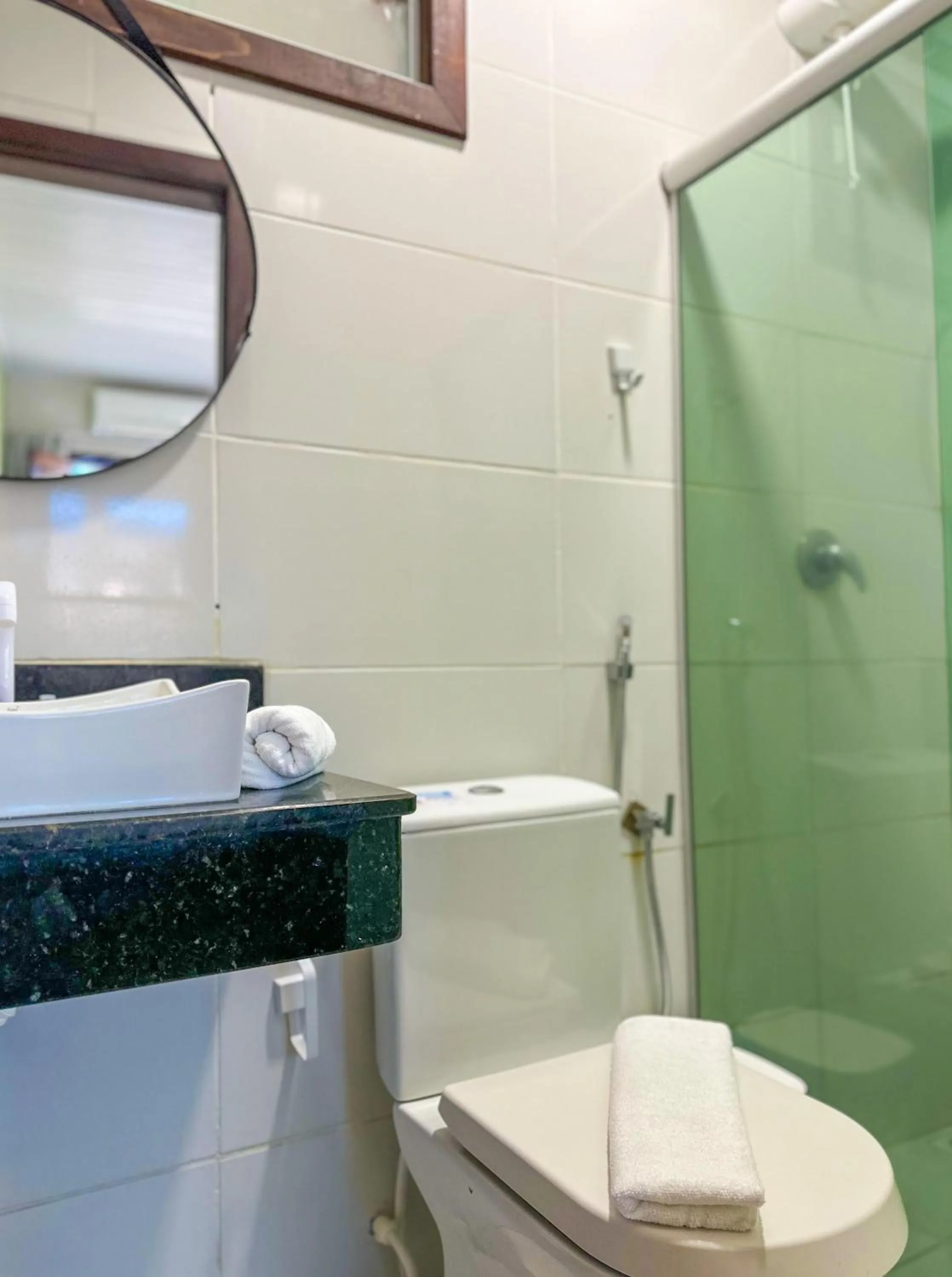Shower in Pousada Camburi