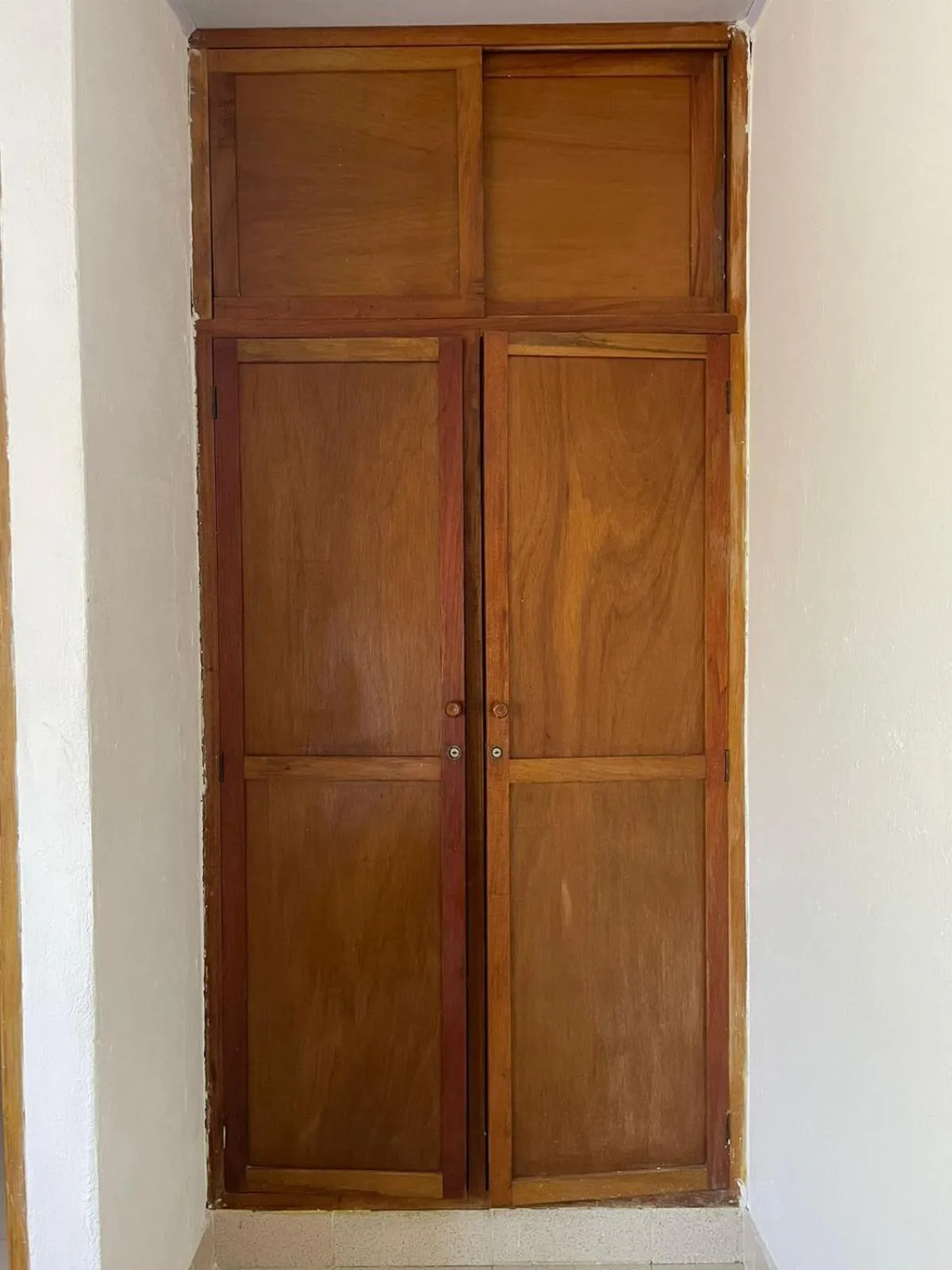 wardrobe in Casa Inés Tolú
