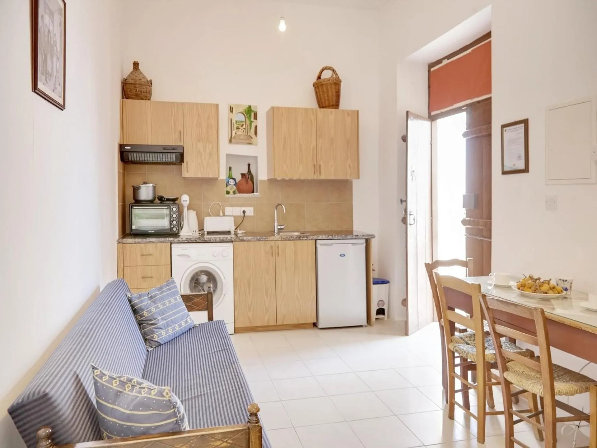 Kitchen or kitchenette in Lefkara View