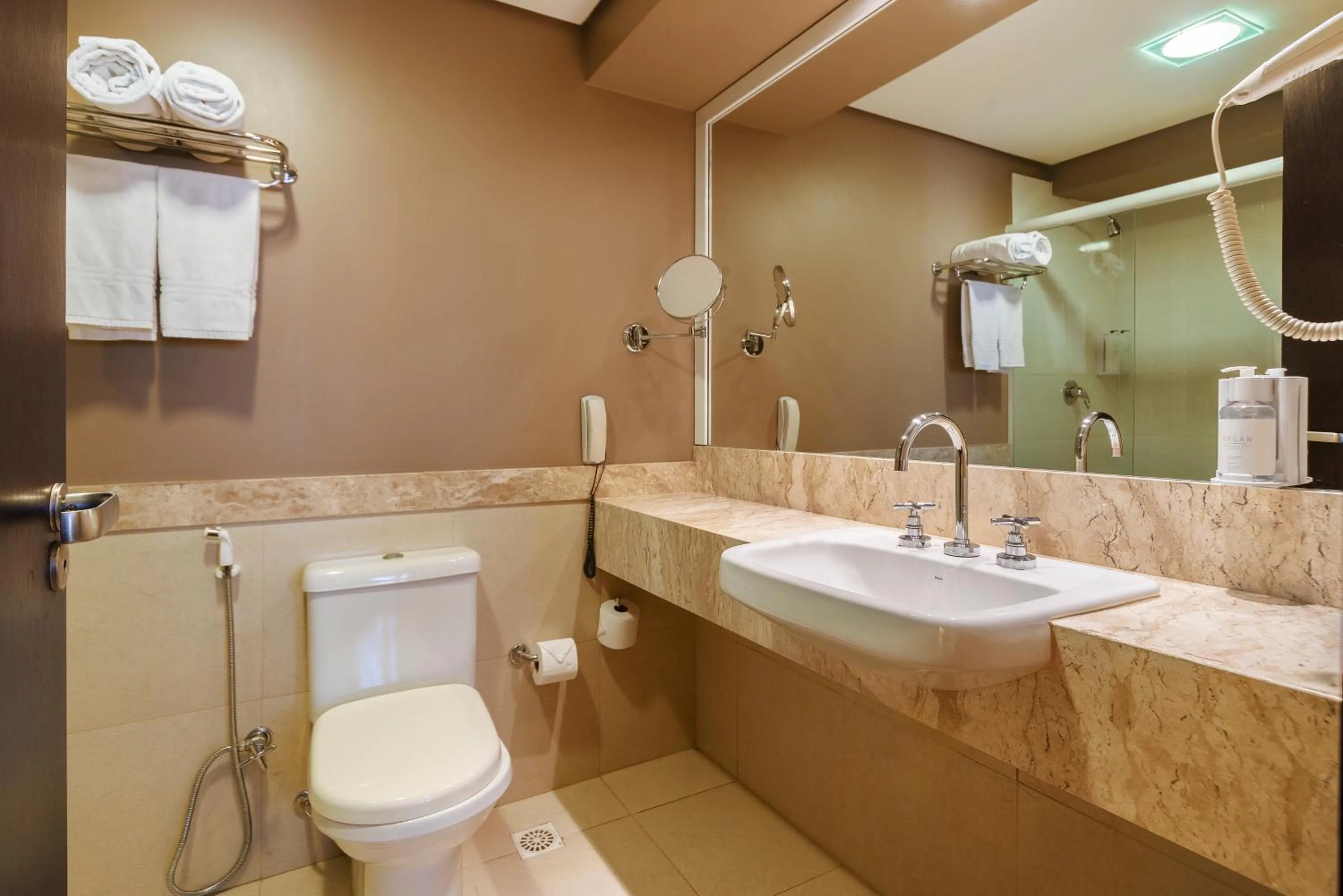 Bathroom in Hotel Laghetto Villa Moura