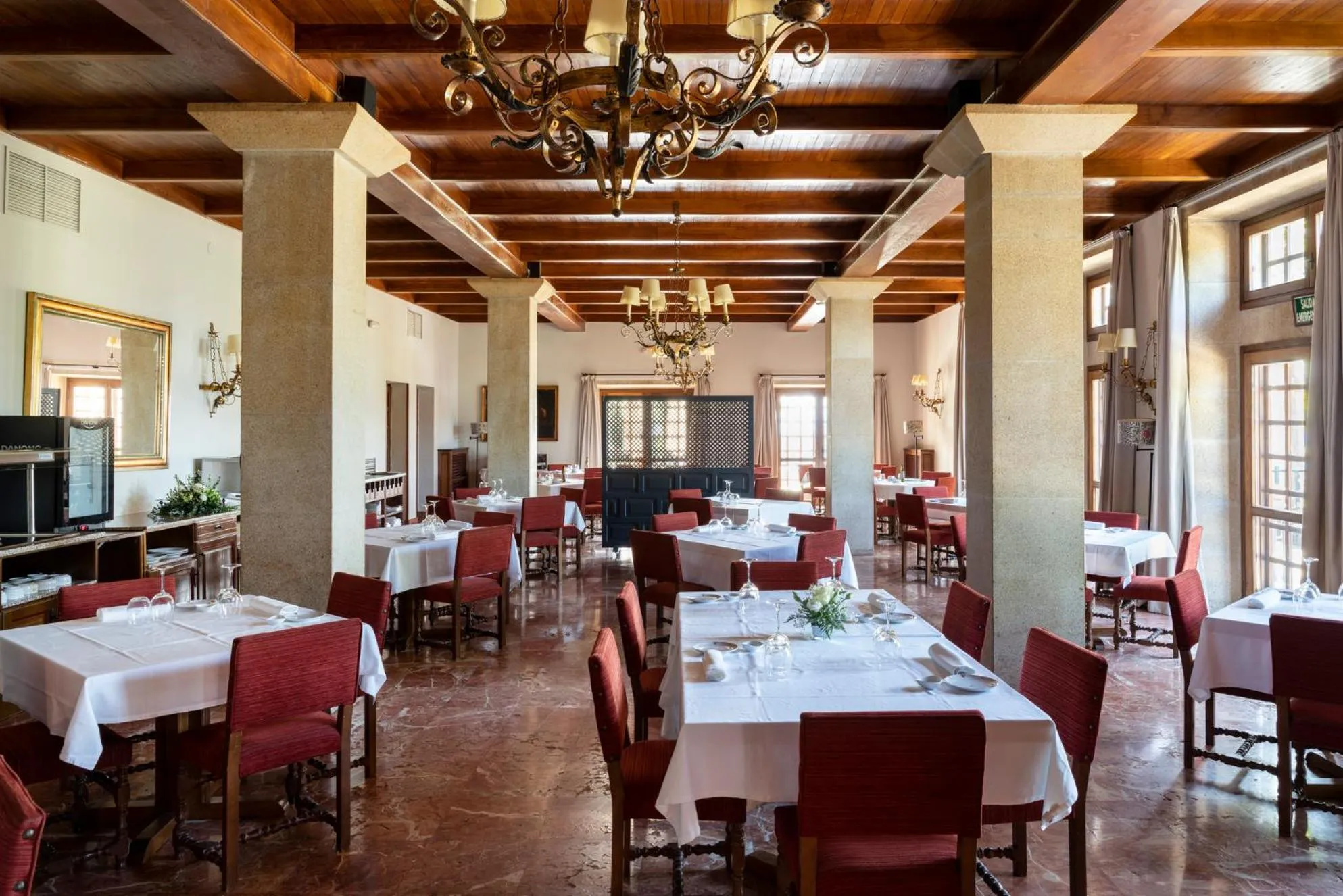 Restaurant/places to eat in Parador de Verín