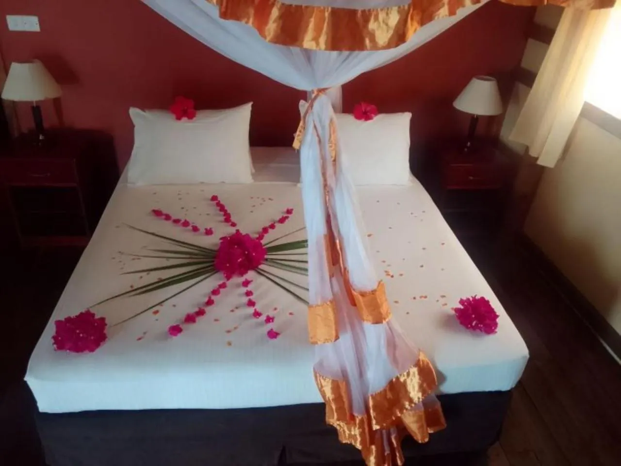 Bedroom, Bed in Barry's Beach Resort