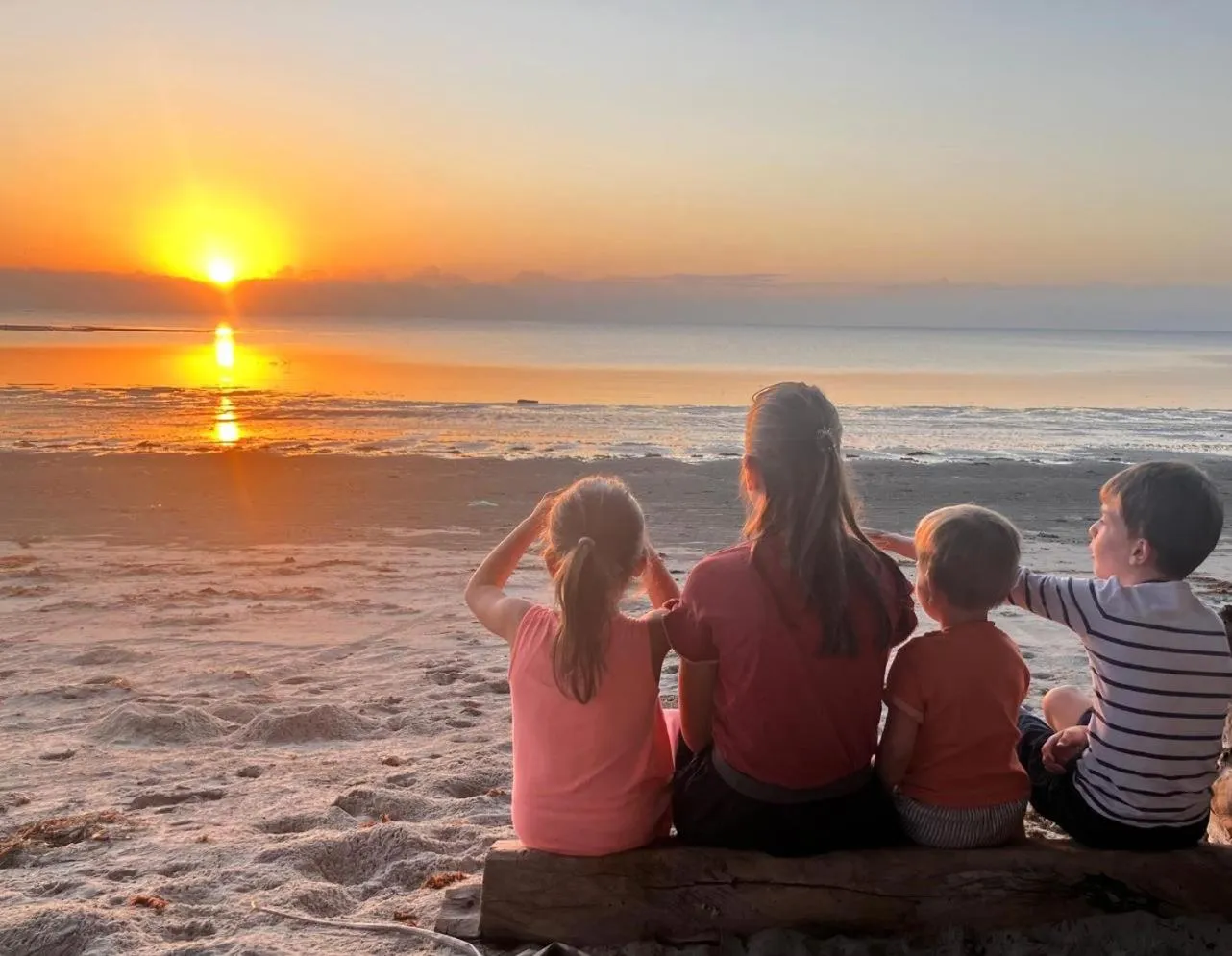 Sunrise in Barry's Beach Resort