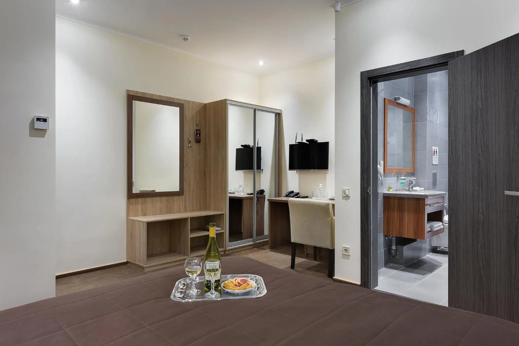 Meals in Twin Apart Hotel