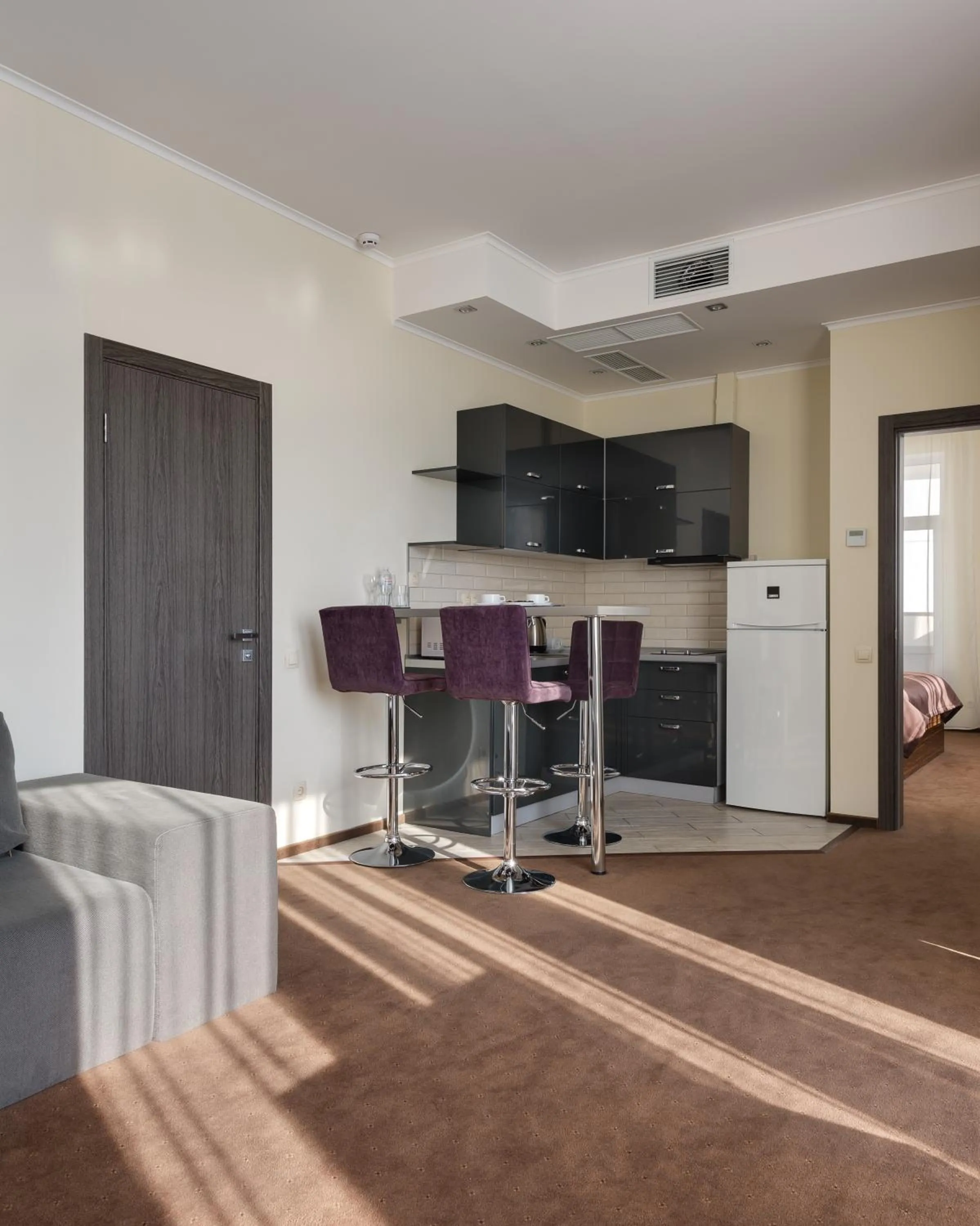 Kitchen or kitchenette in Twin Apart Hotel