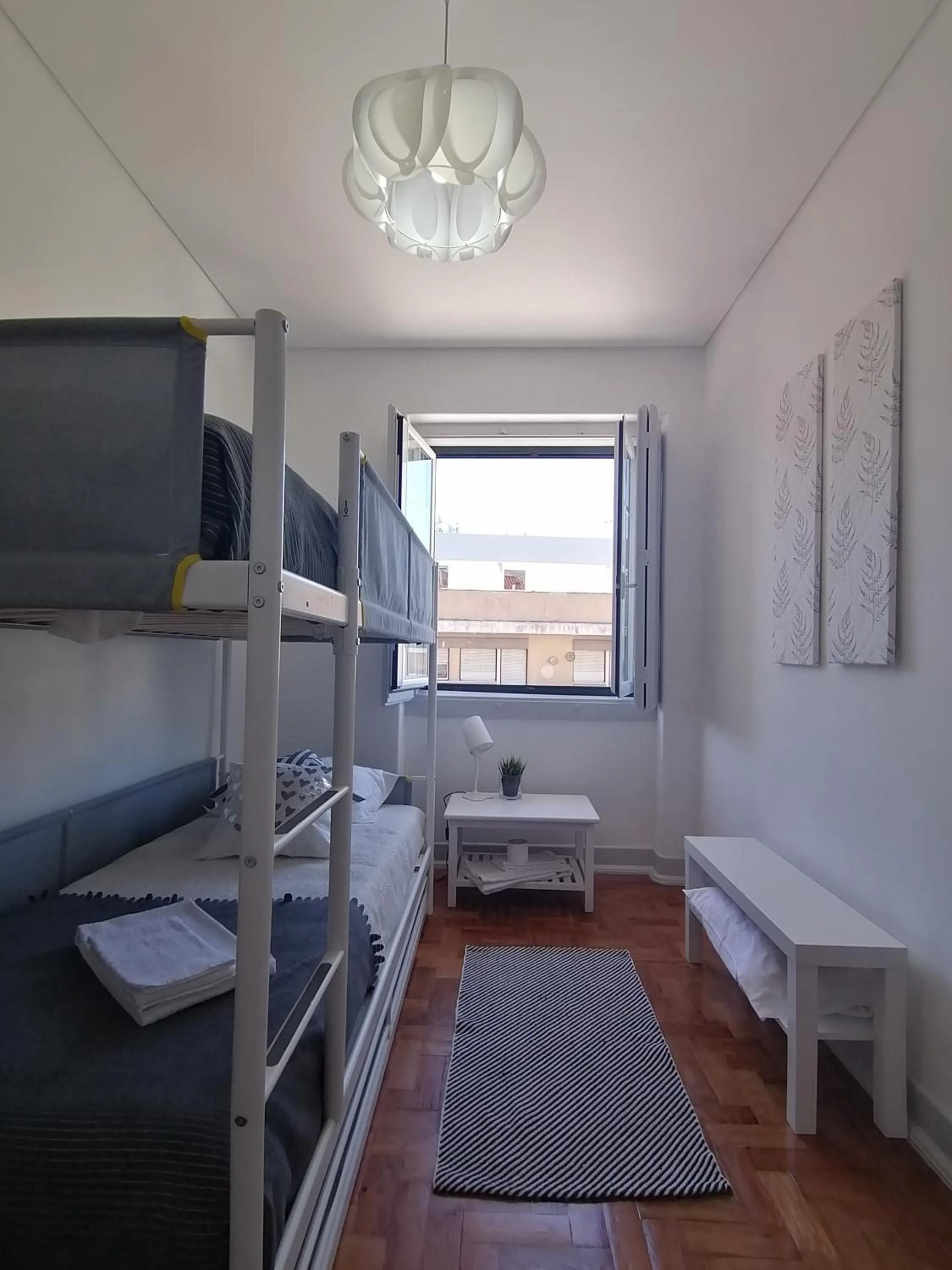 Photo of the whole room, Bed in Hostel Rossio Alcobaça