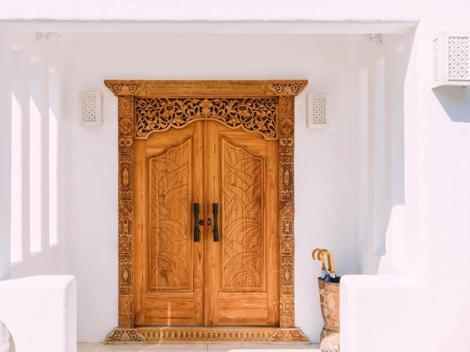 Property building in Villa Santorini