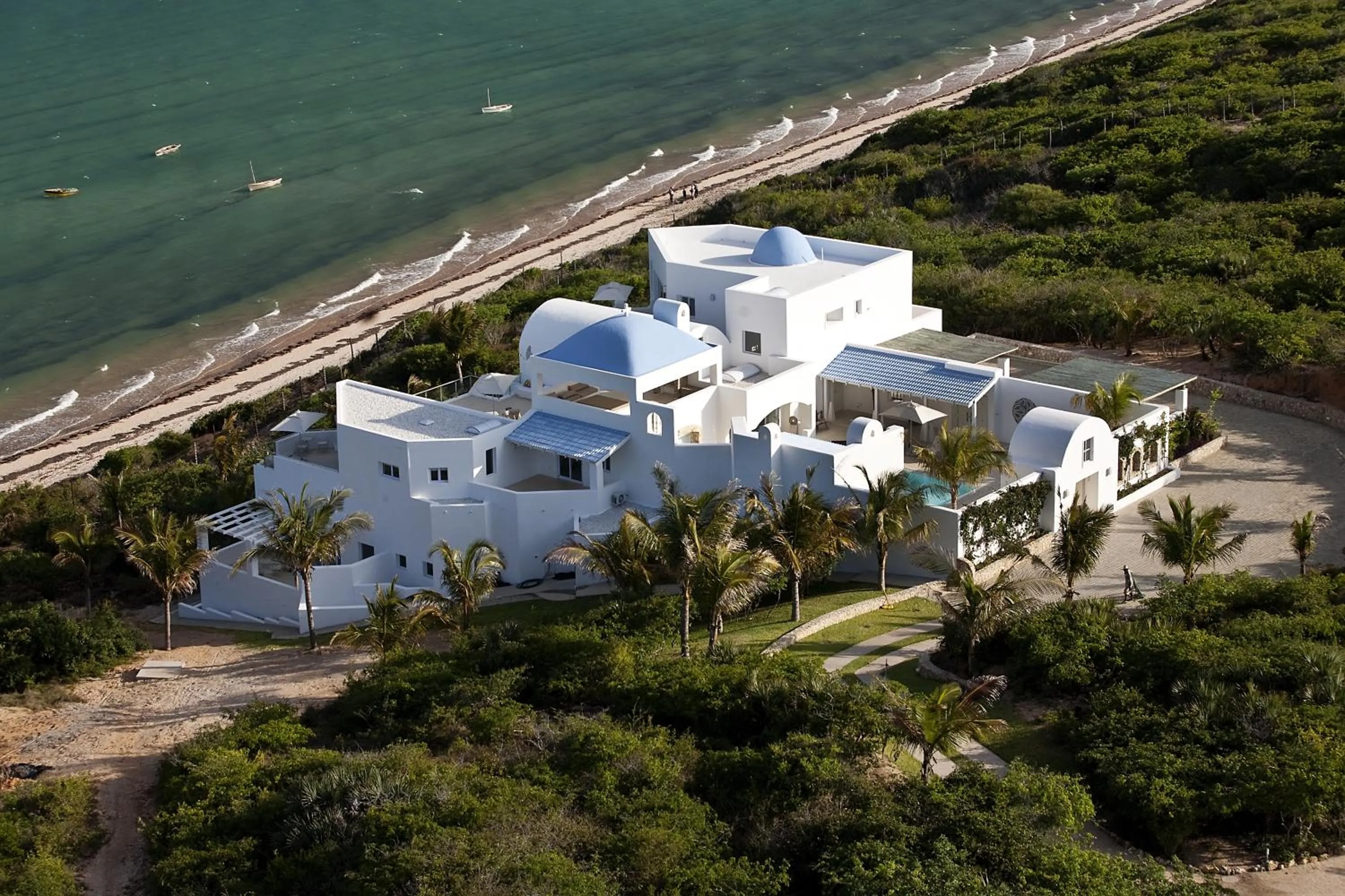 Property building in Villa Santorini