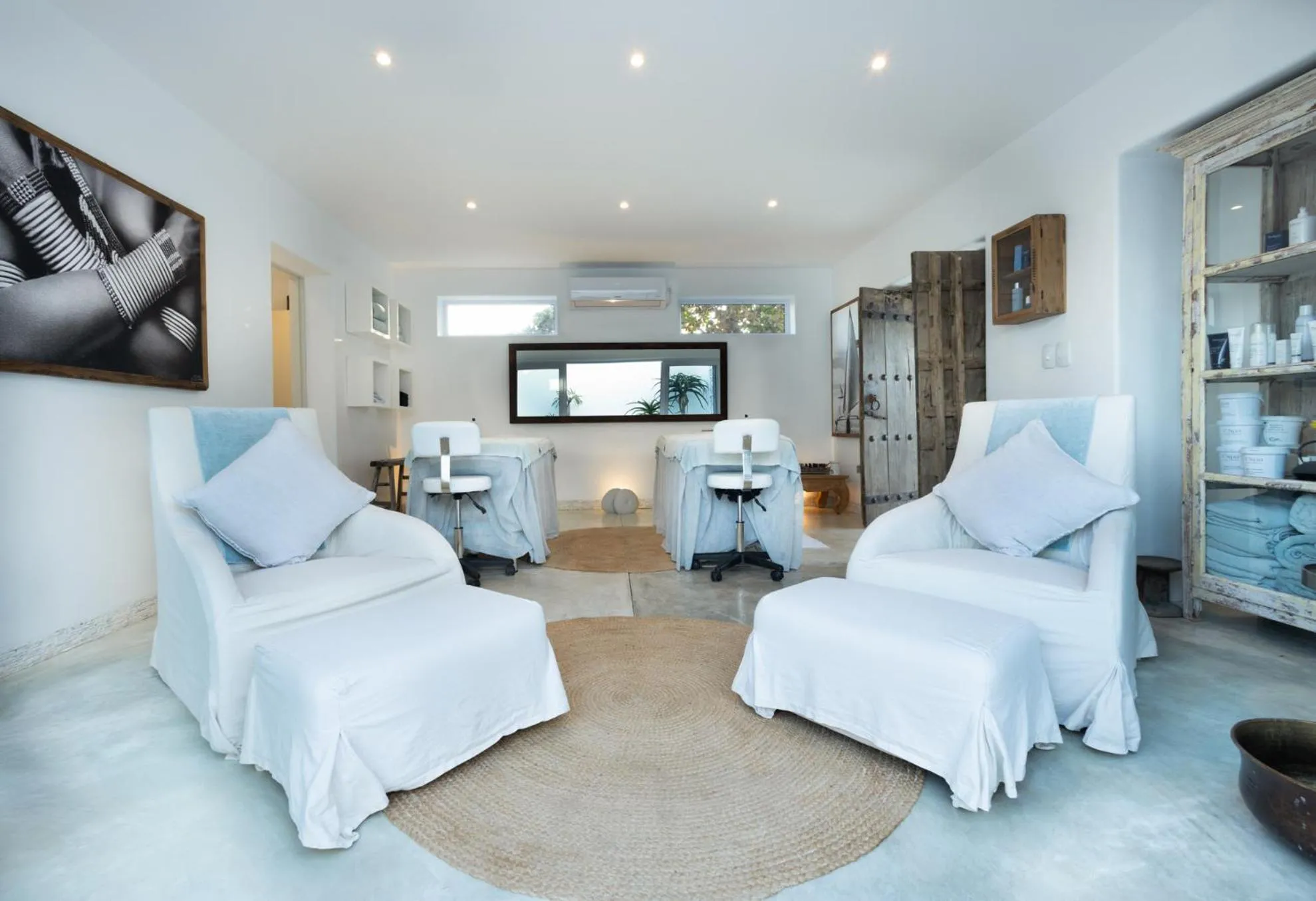 Spa and wellness centre/facilities, Bed in Villa Santorini