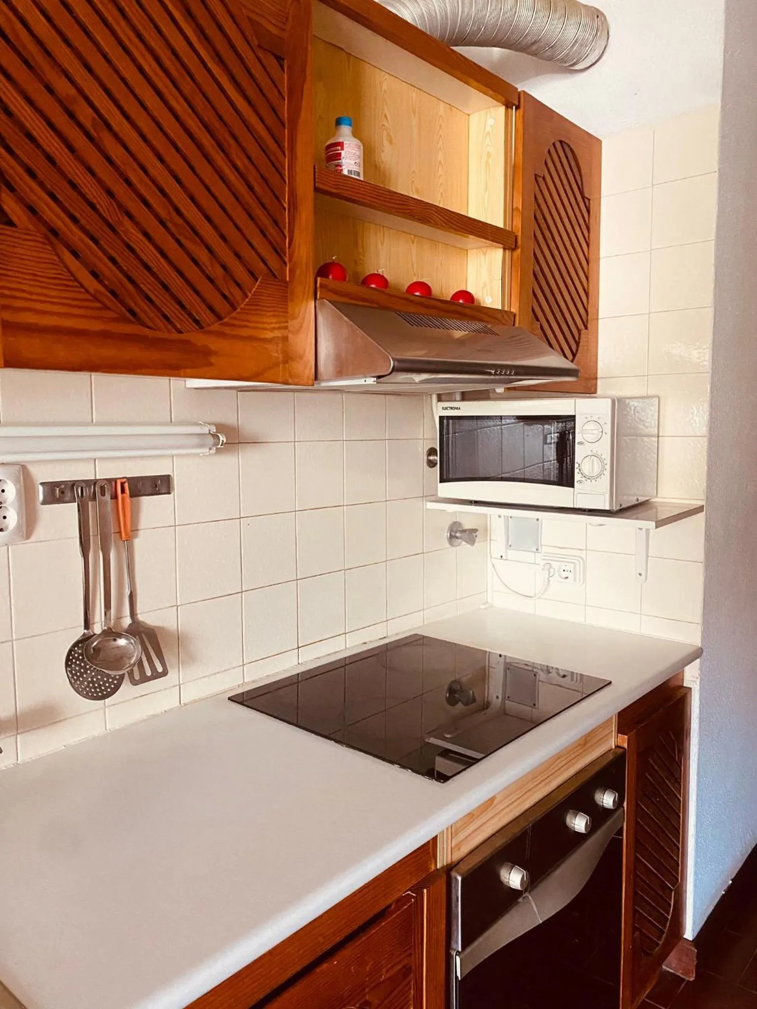 Kitchen or kitchenette in Torre Verde Balcony&Pool View Flat