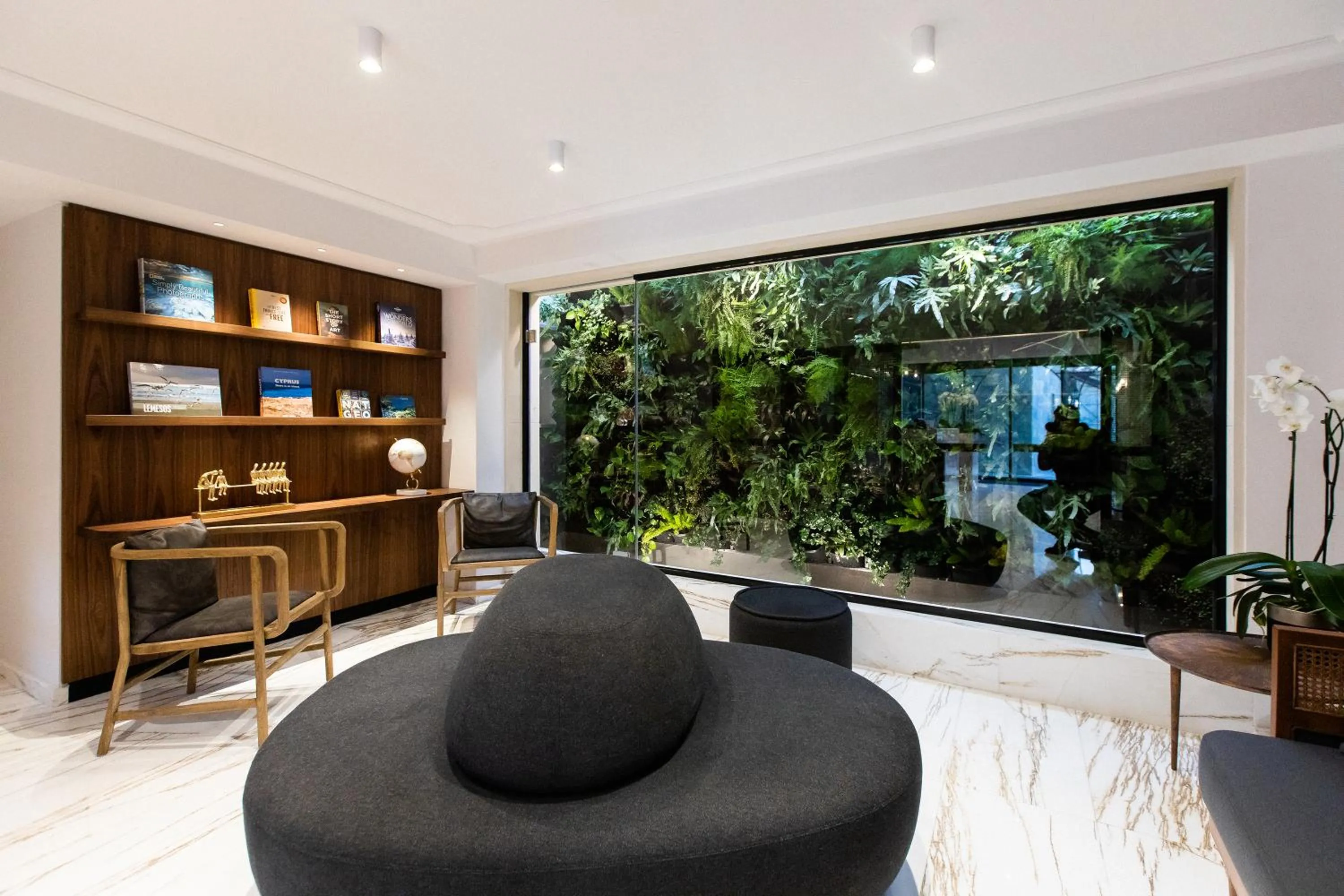 Lobby or reception in Old Port Hotel