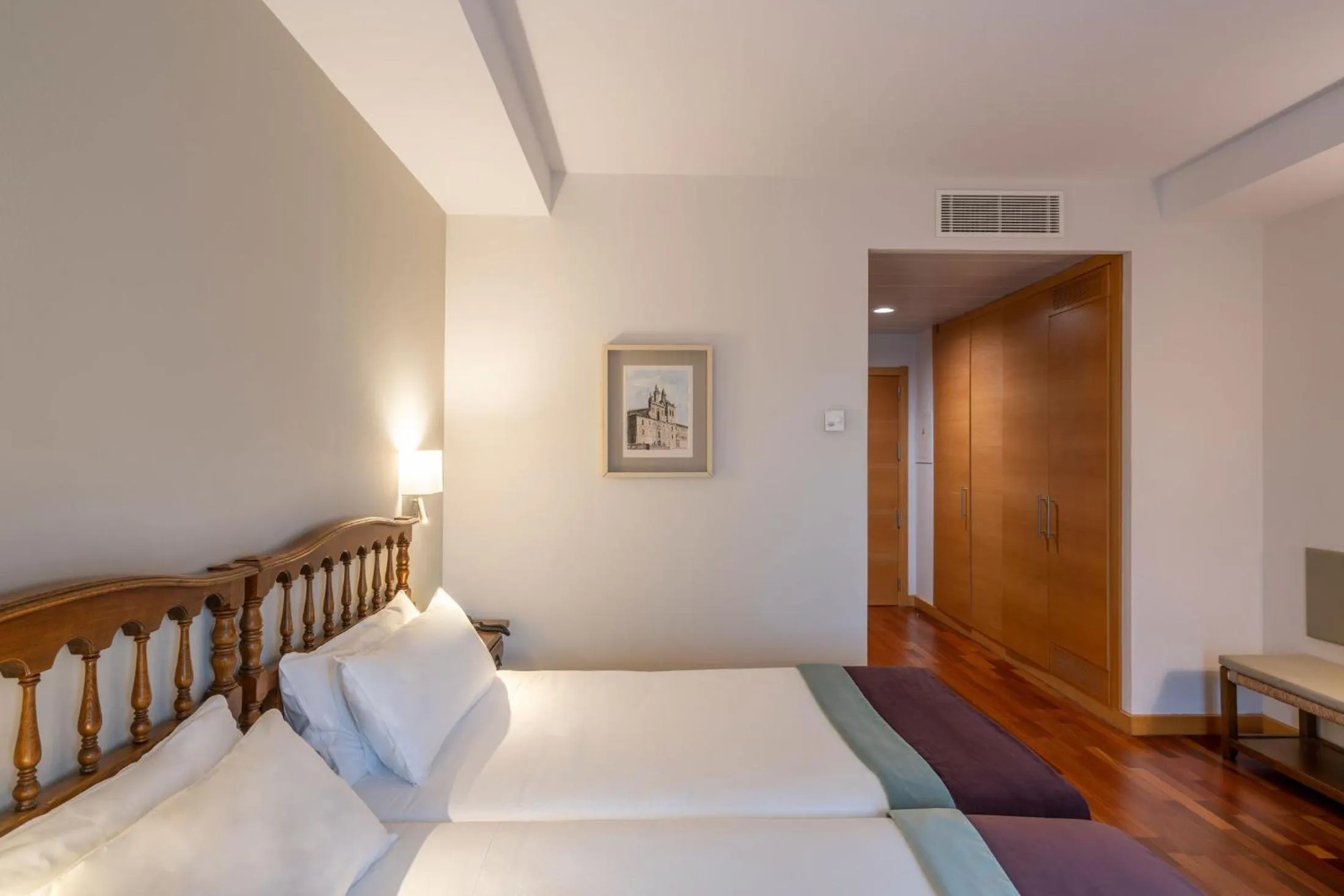 Bedroom, Bed in Parador de Villafranca del Bierzo