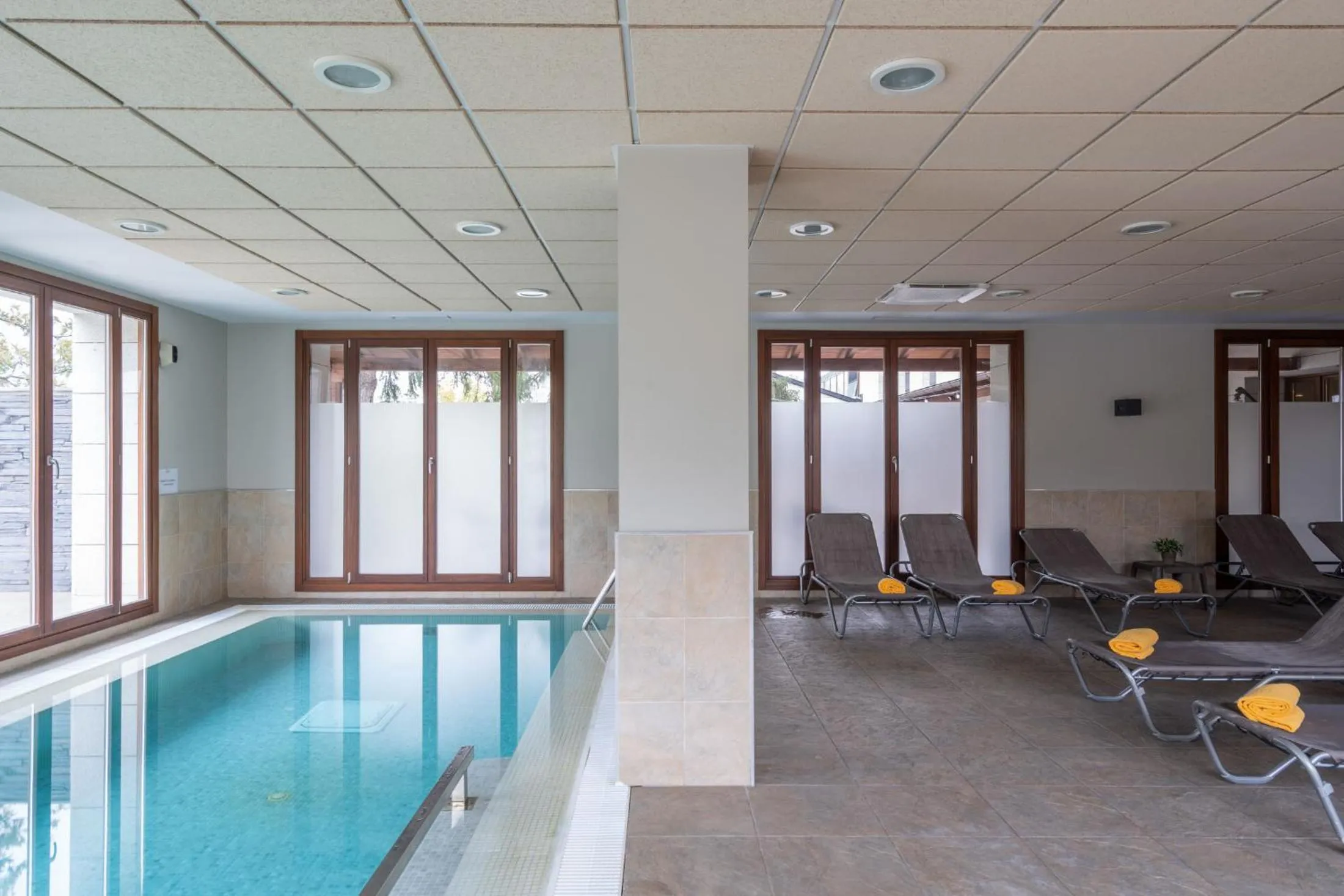 Swimming pool in Parador de Villafranca del Bierzo