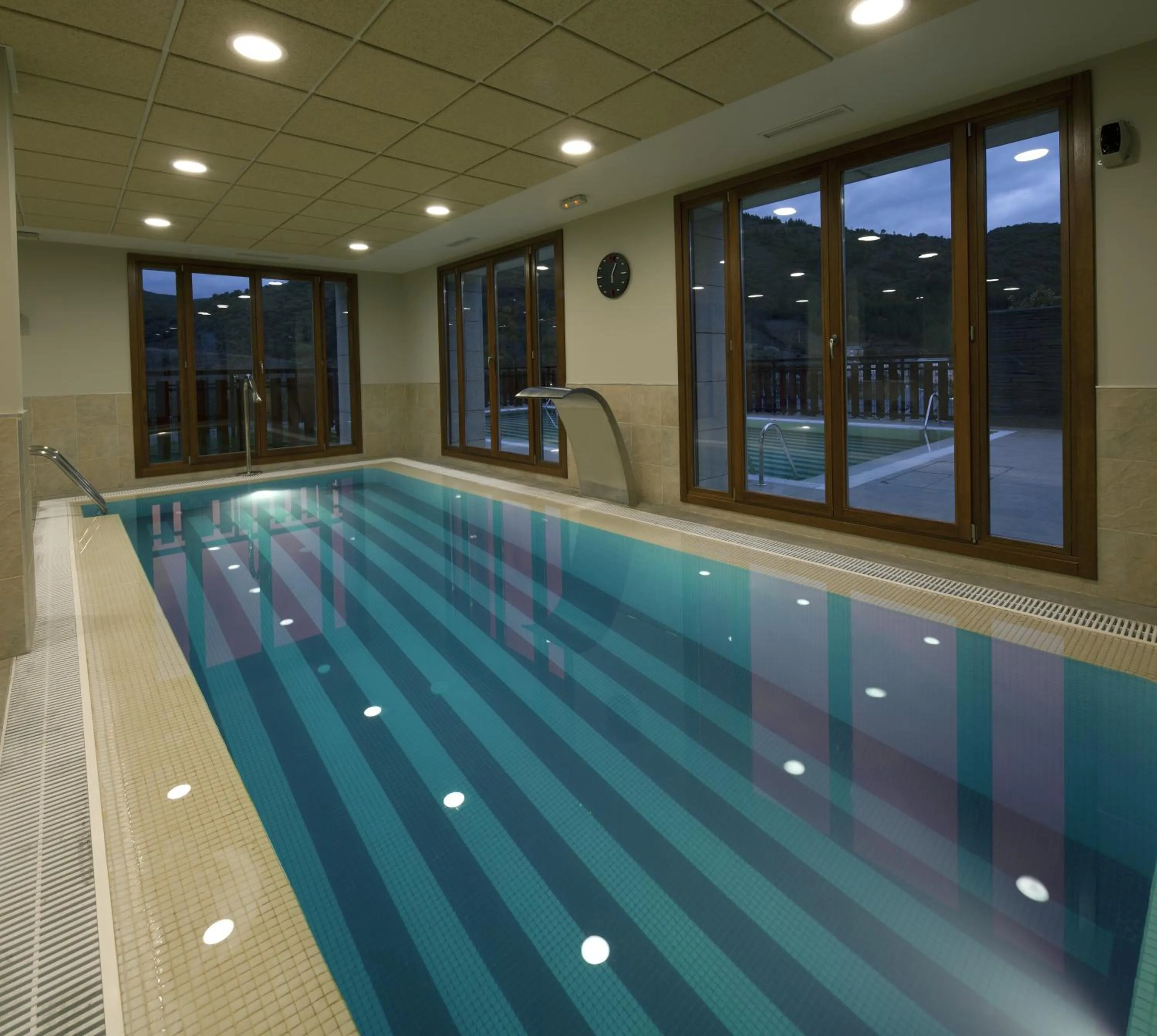 Swimming pool in Parador de Villafranca del Bierzo