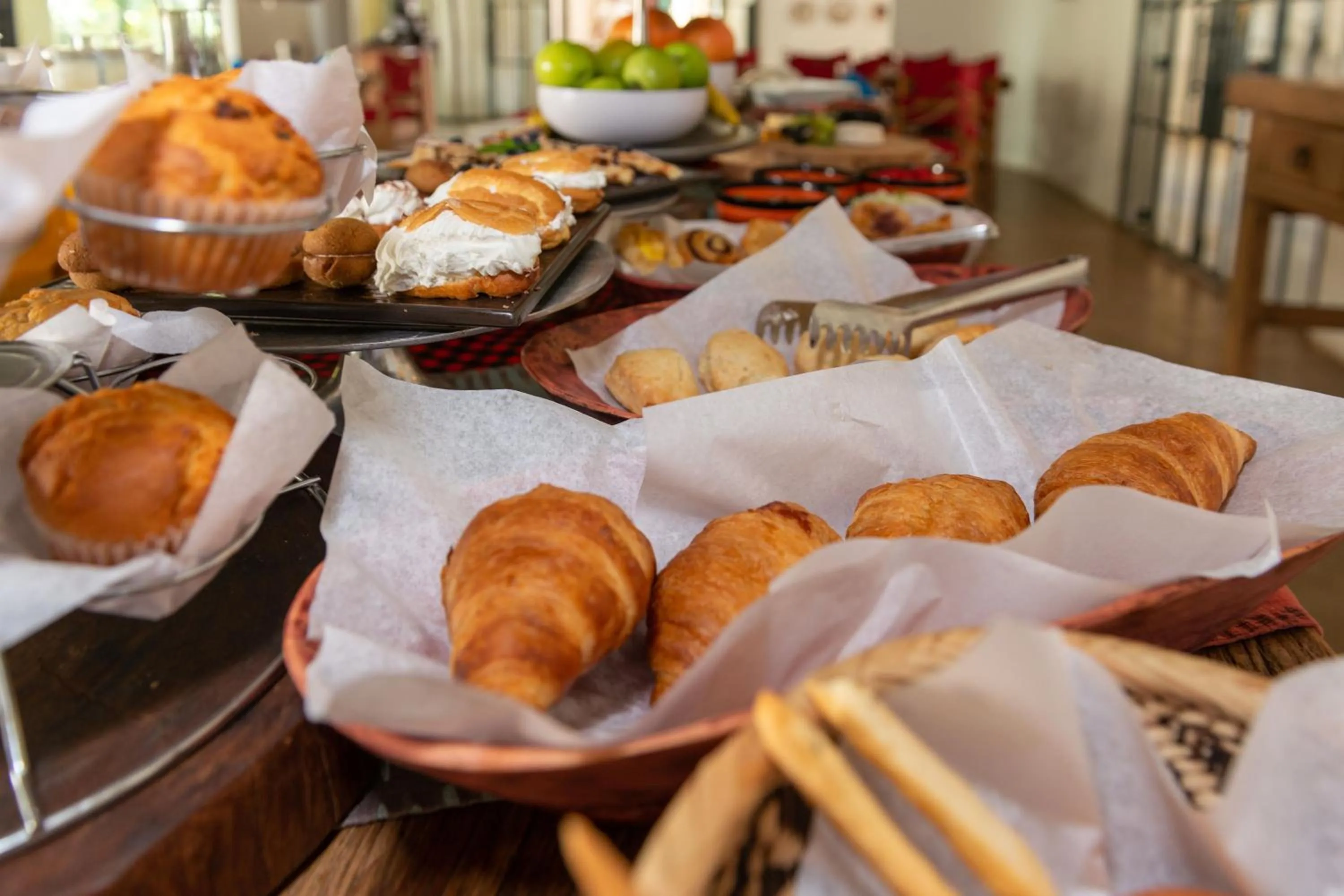 Breakfast in Latitude 15 Degrees