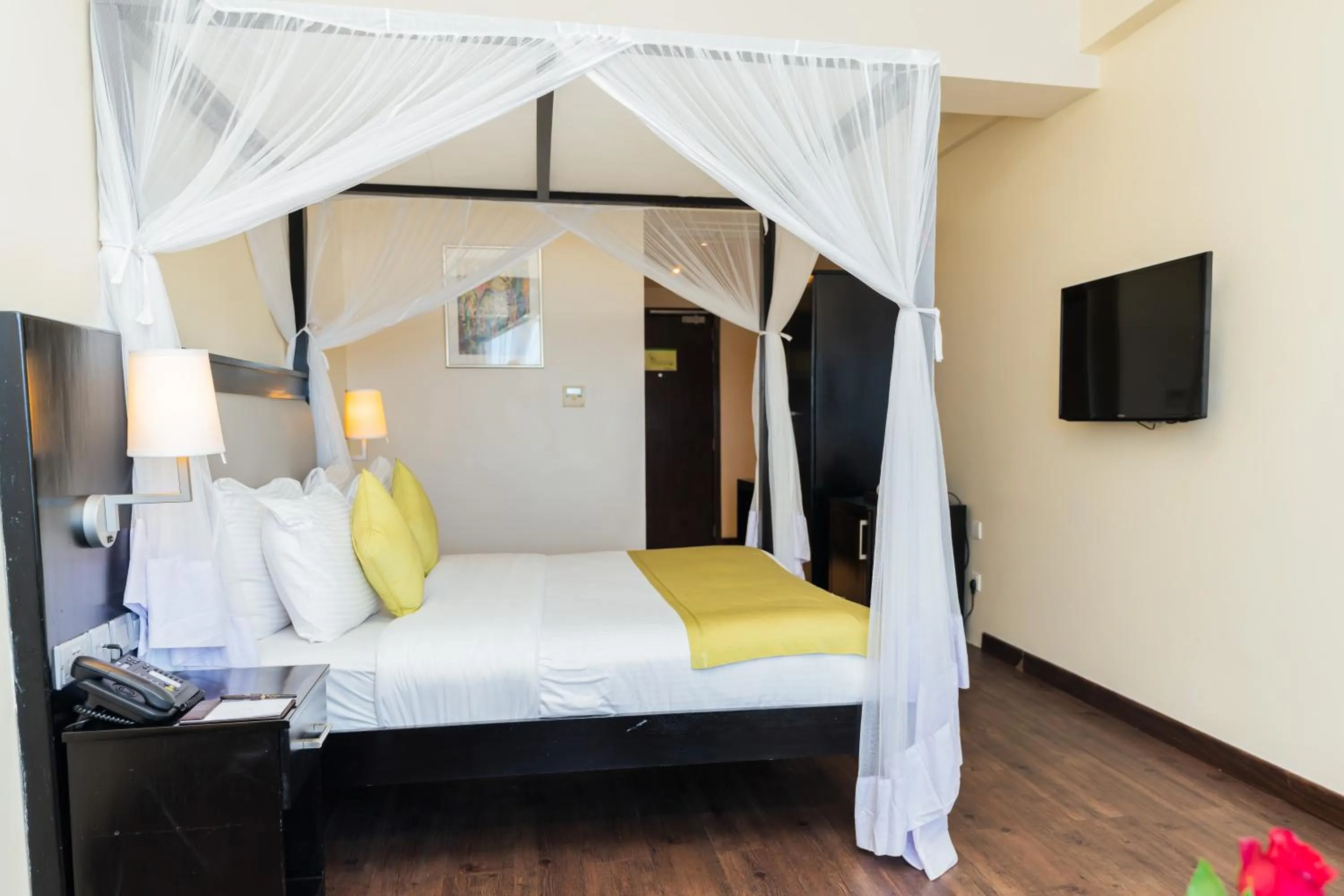 TV and multimedia, Bed in Acacia Premier Hotel