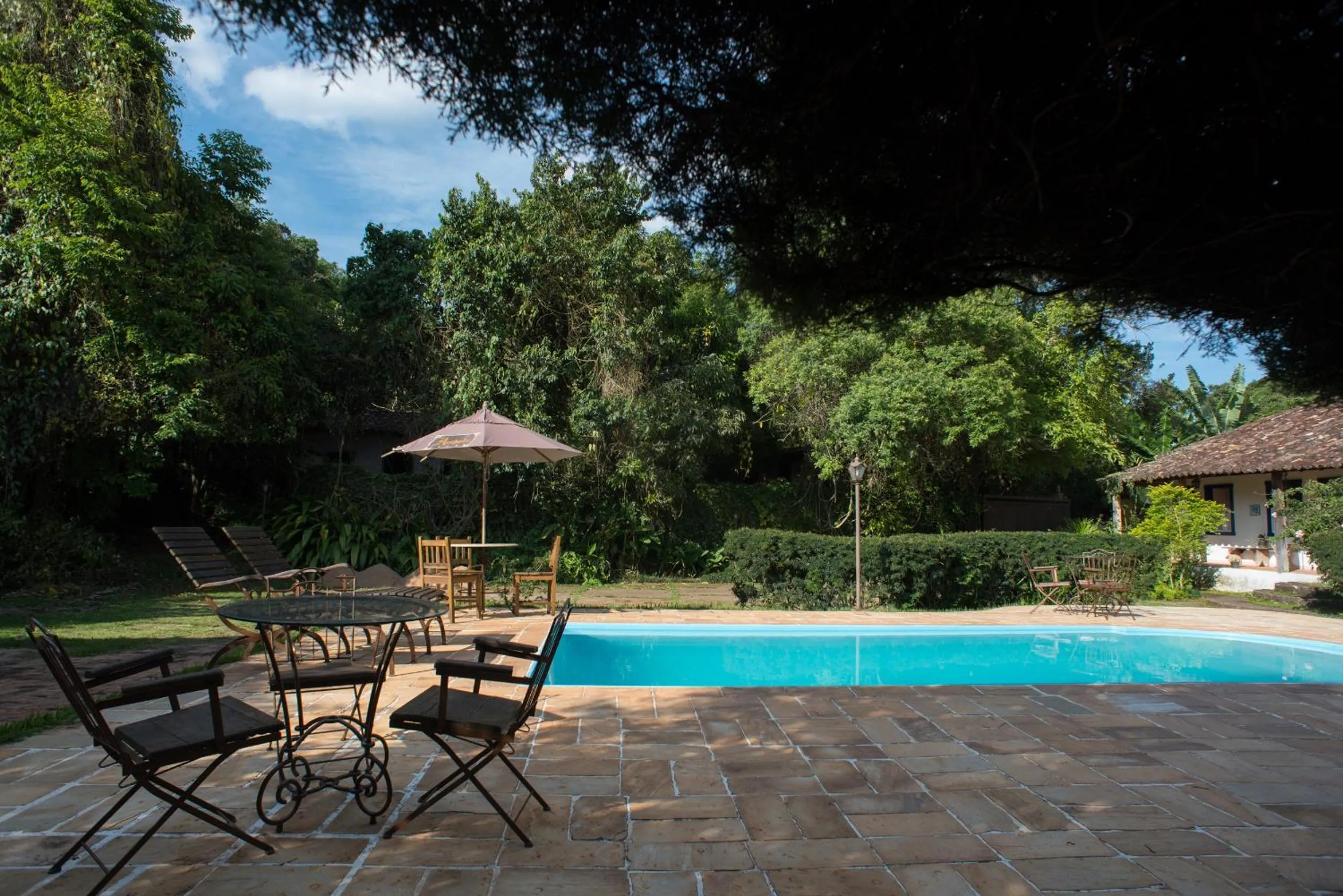 Swimming pool in Pousada da Bia