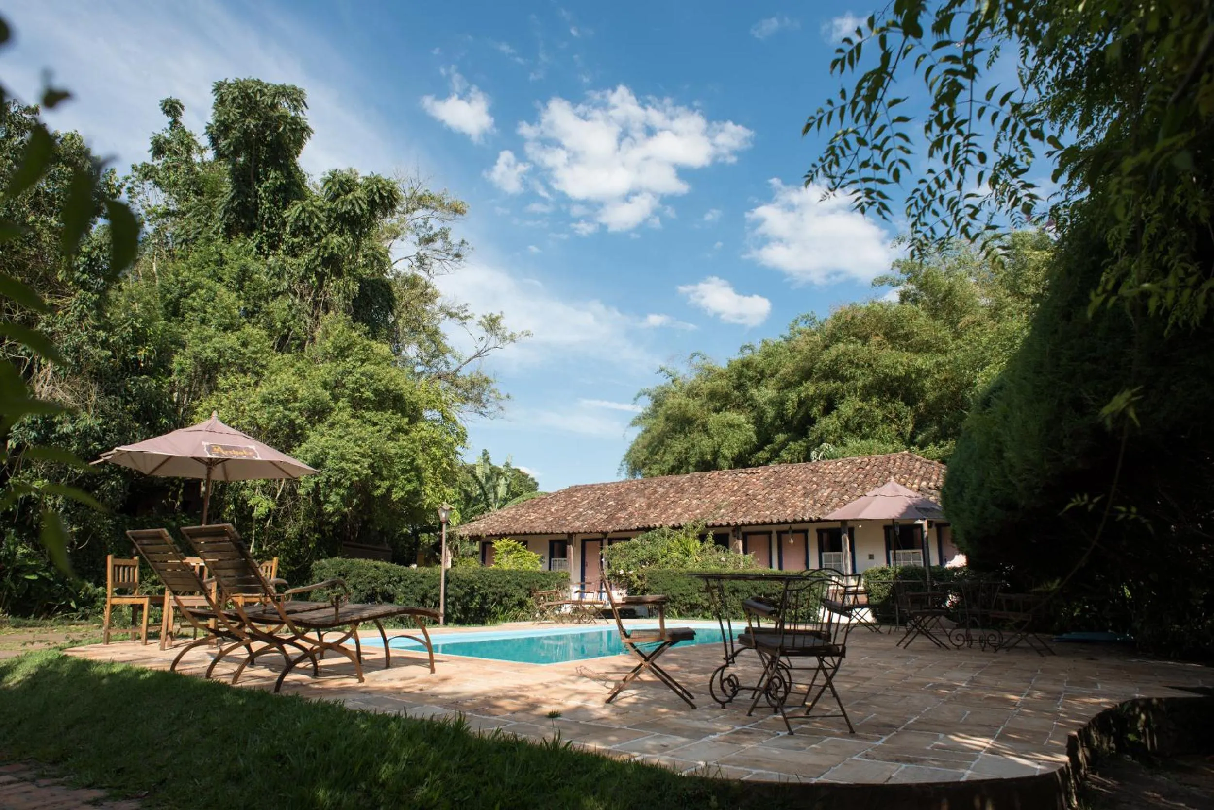 Swimming pool in Pousada da Bia