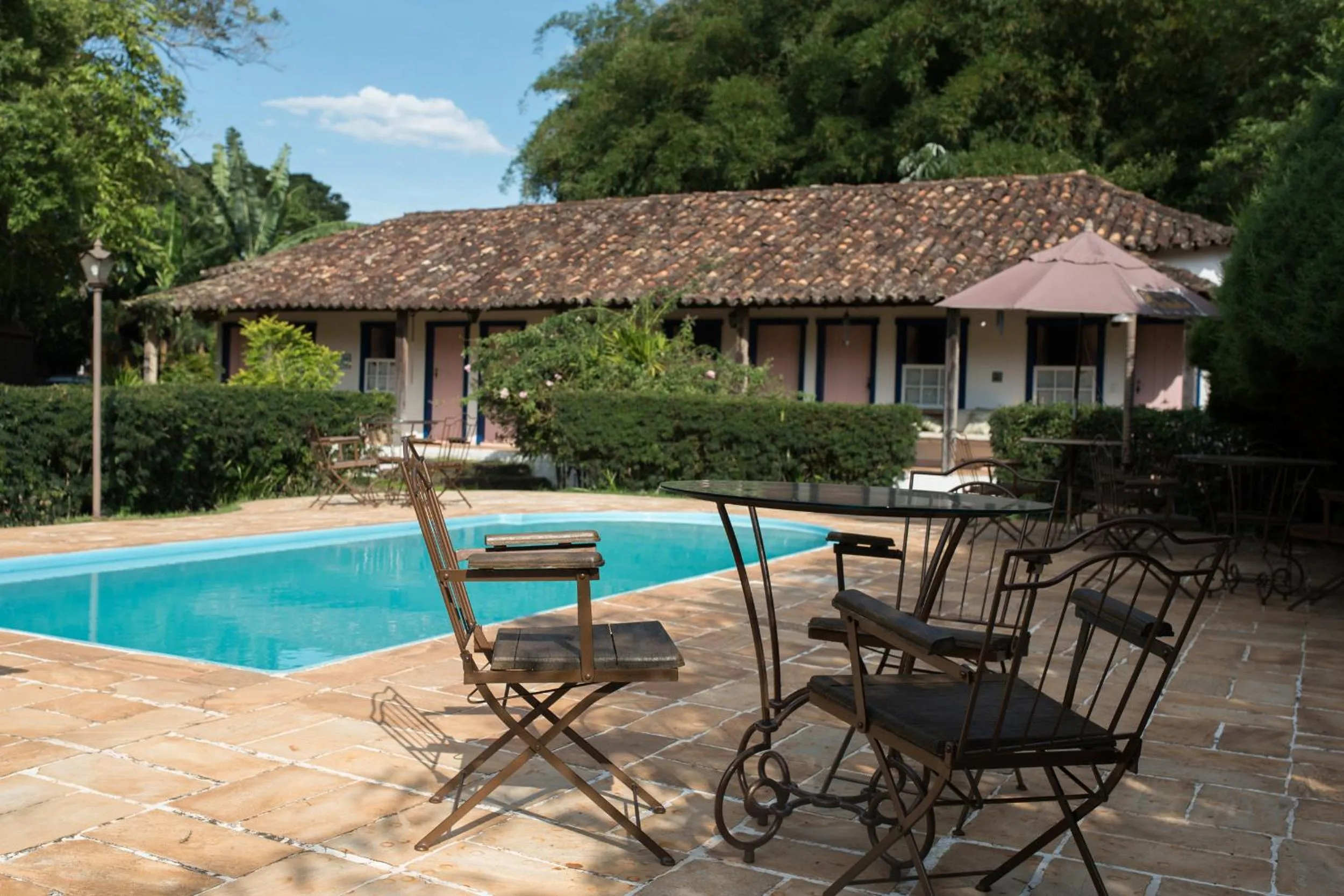 Swimming pool in Pousada da Bia