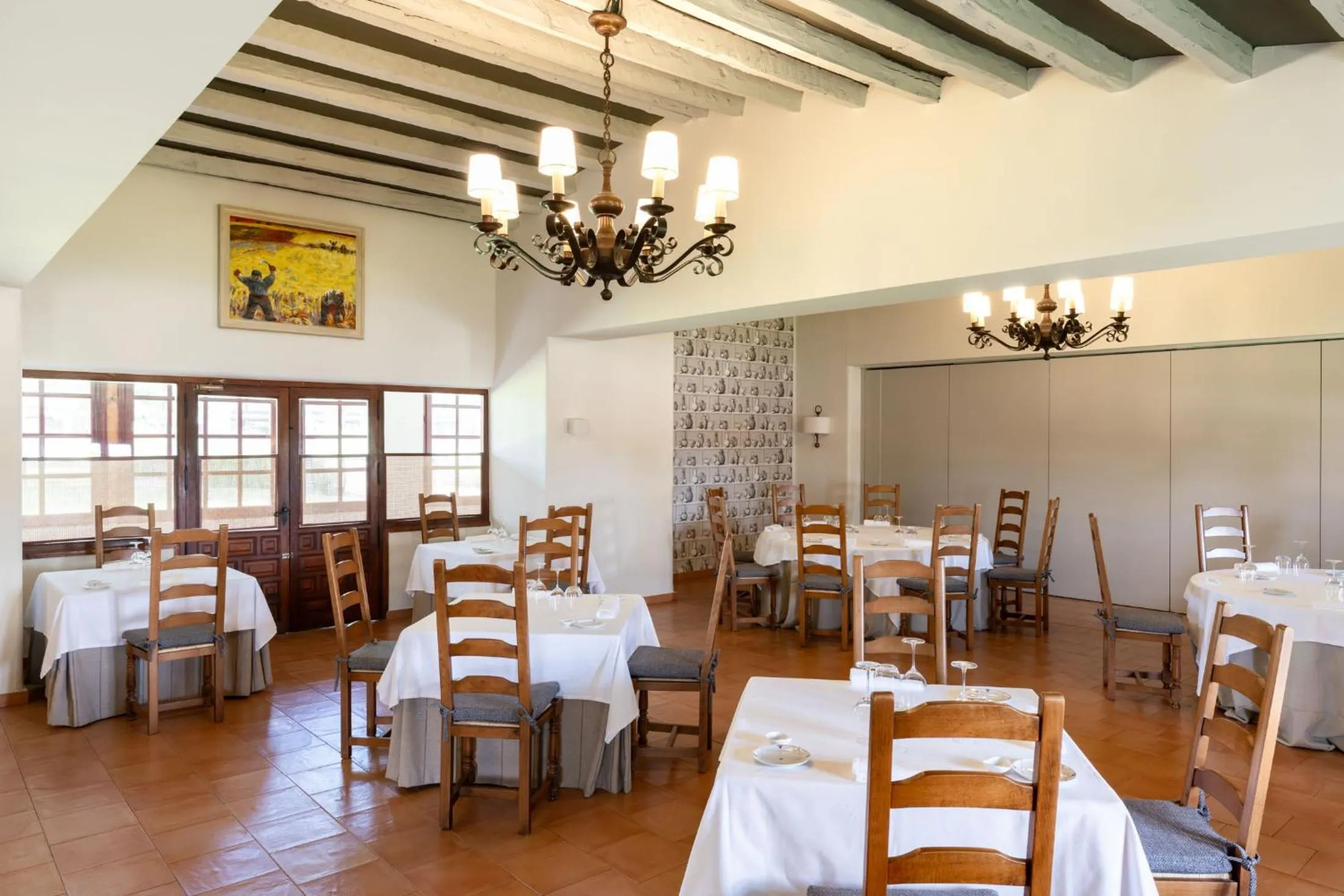 Restaurant/places to eat in Parador de Albacete