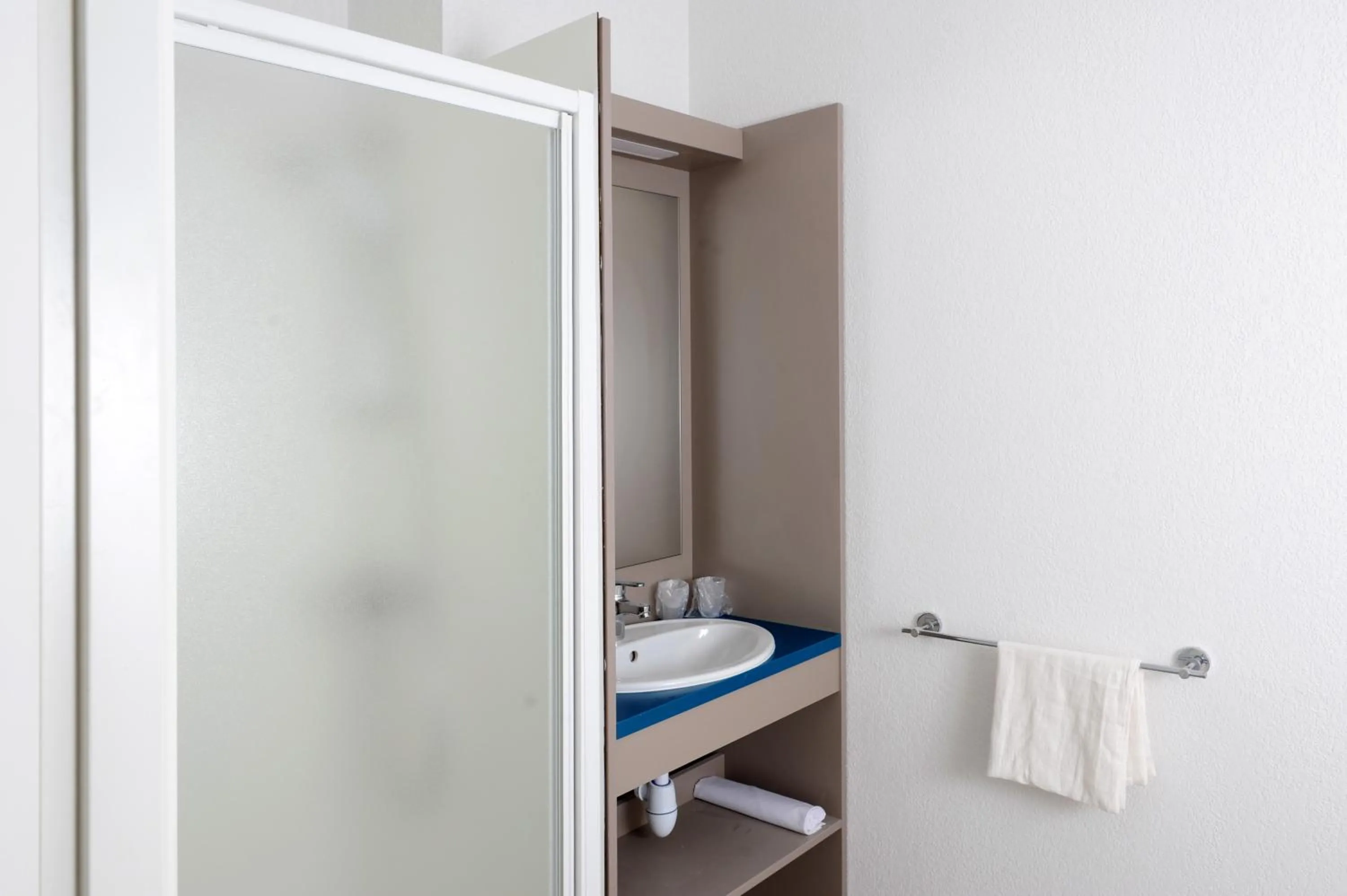 Bathroom in Apparteo Marseille