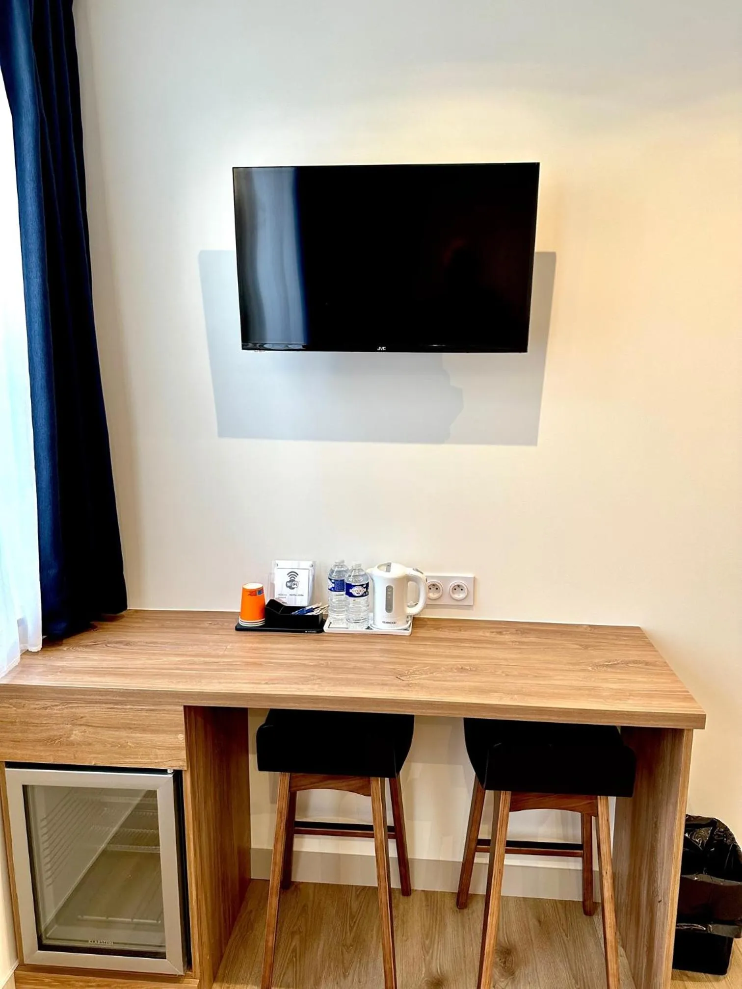 TV and multimedia in Hotel Zora