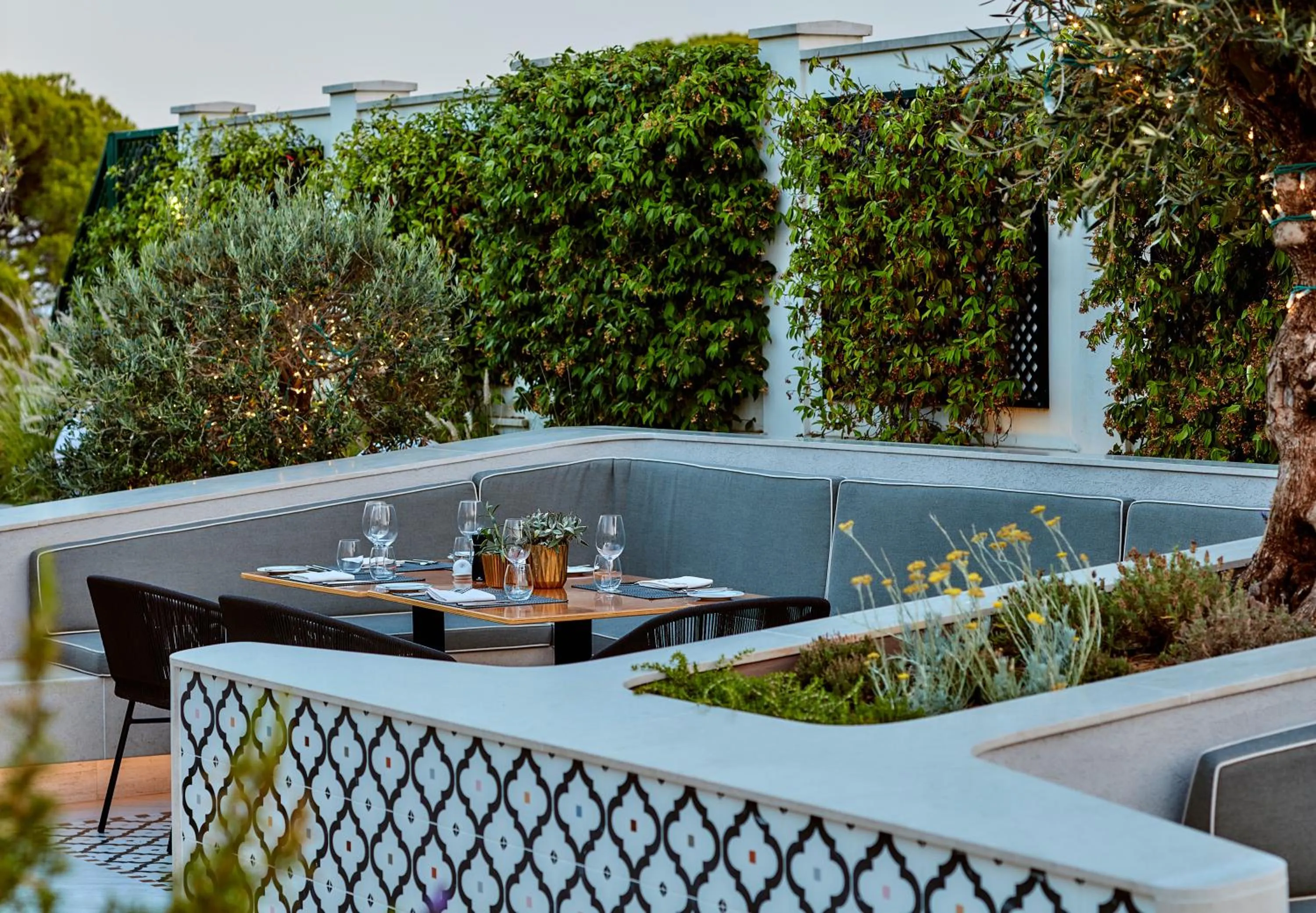 Restaurant/places to eat in Dunas Douradas Beach Club