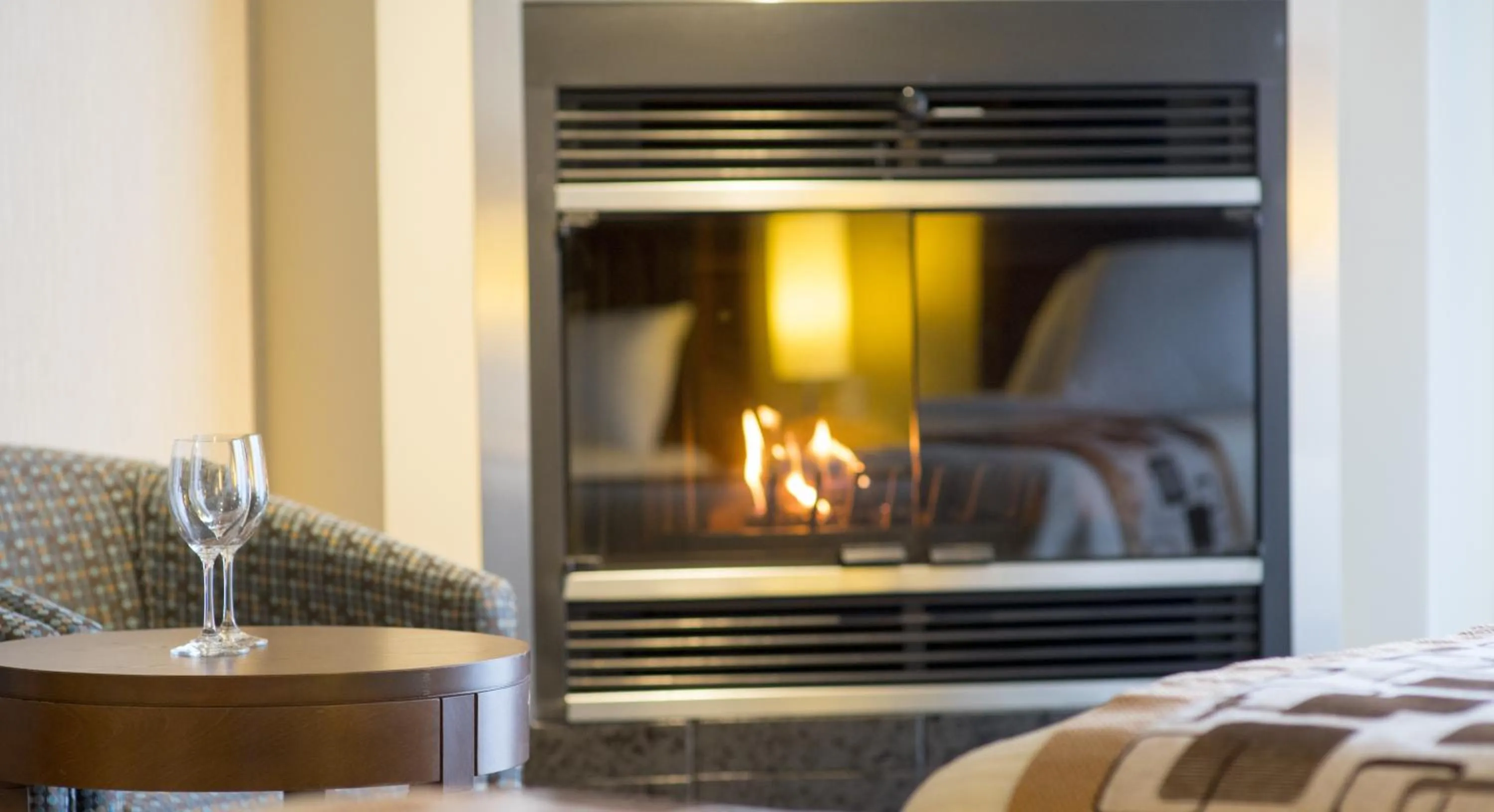 Bed in Excelsior Hôtel Spa Sainte-Adèle