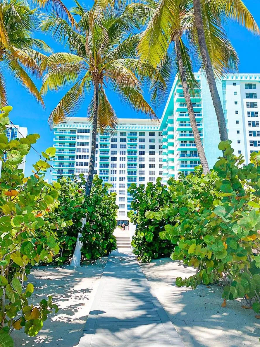 Property building in Seacoast Suites on Miami Beach