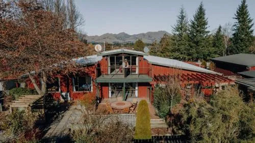 Alpine Springs Motel