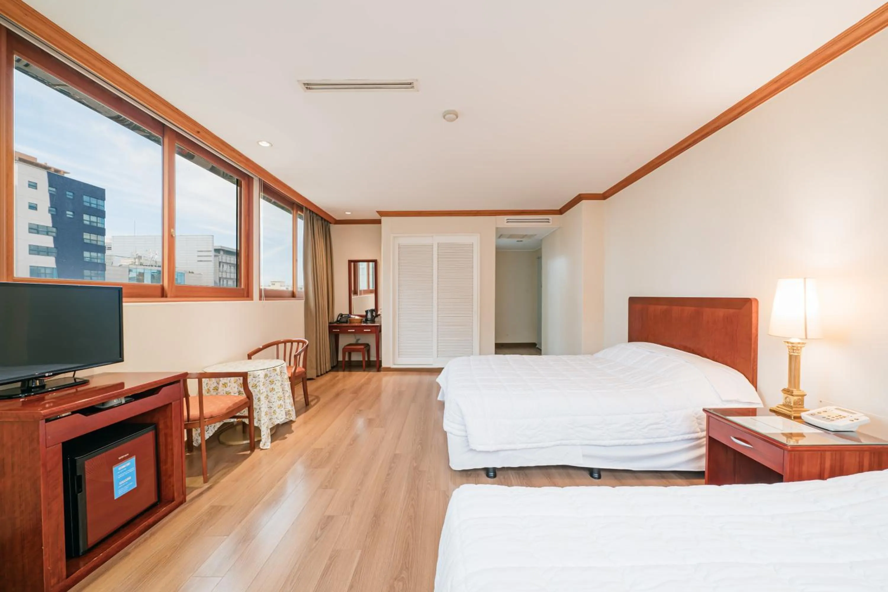 Bed in Samhaein Hotel