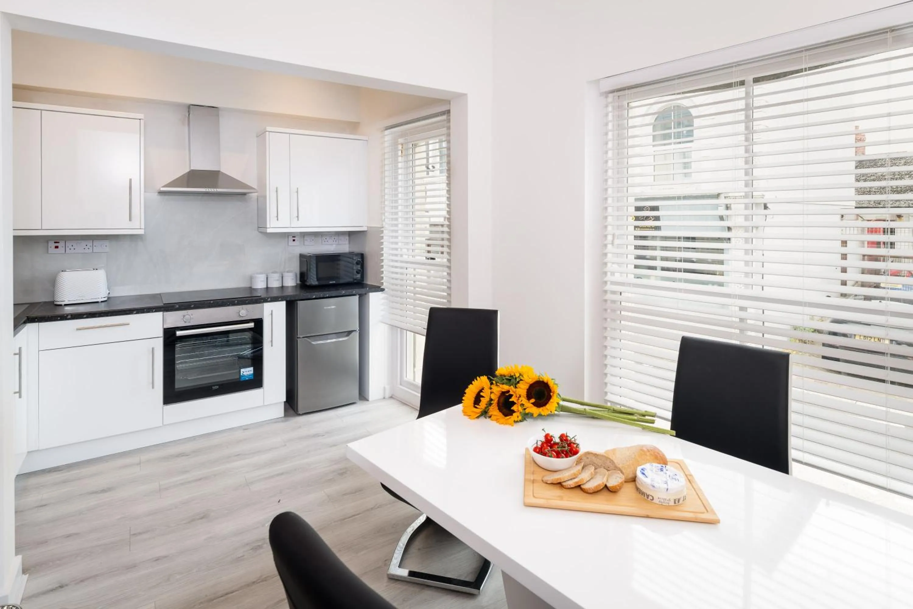 Kitchen or kitchenette in Trehawke House