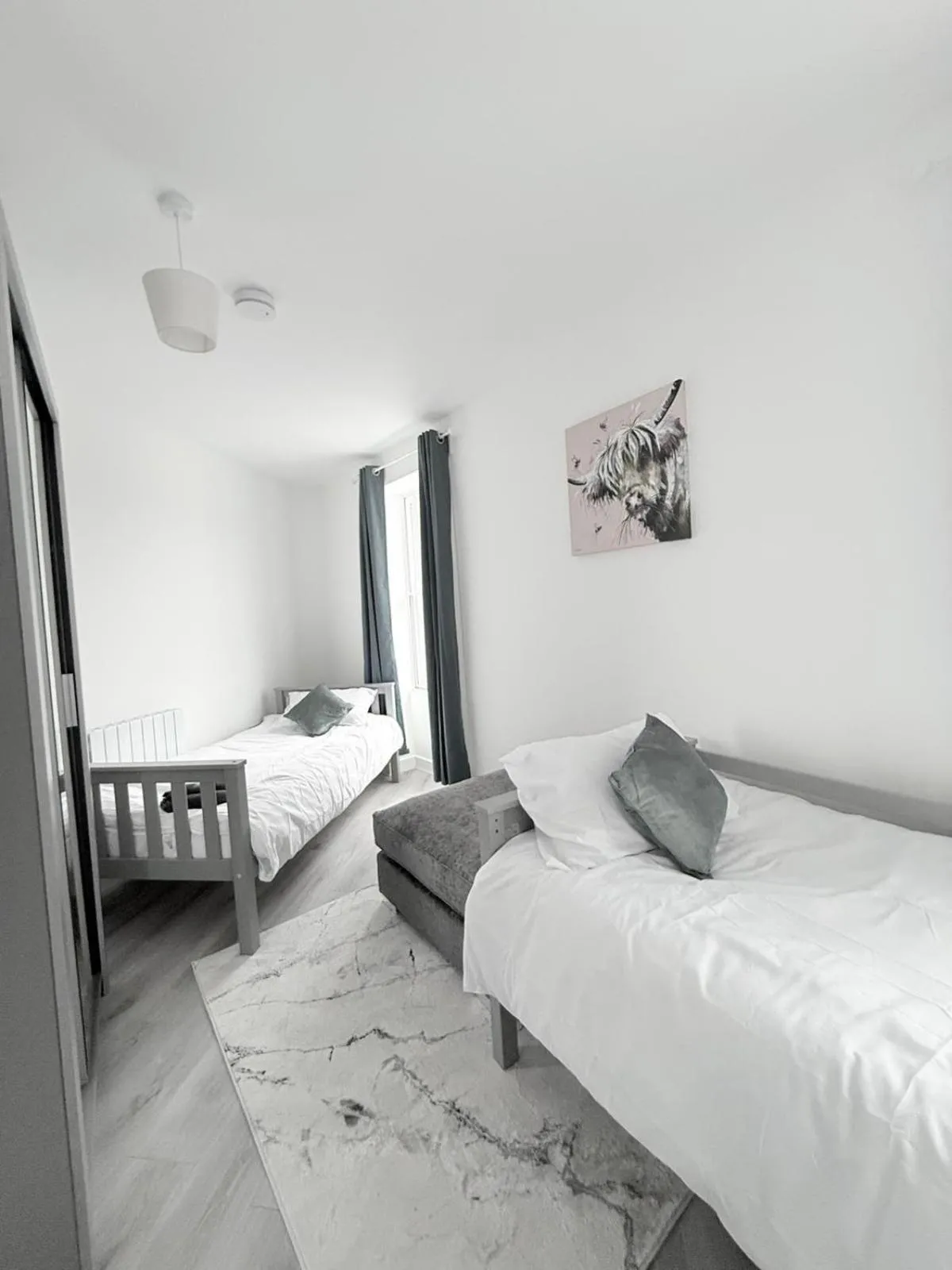 Bedroom, Bed in Trehawke House