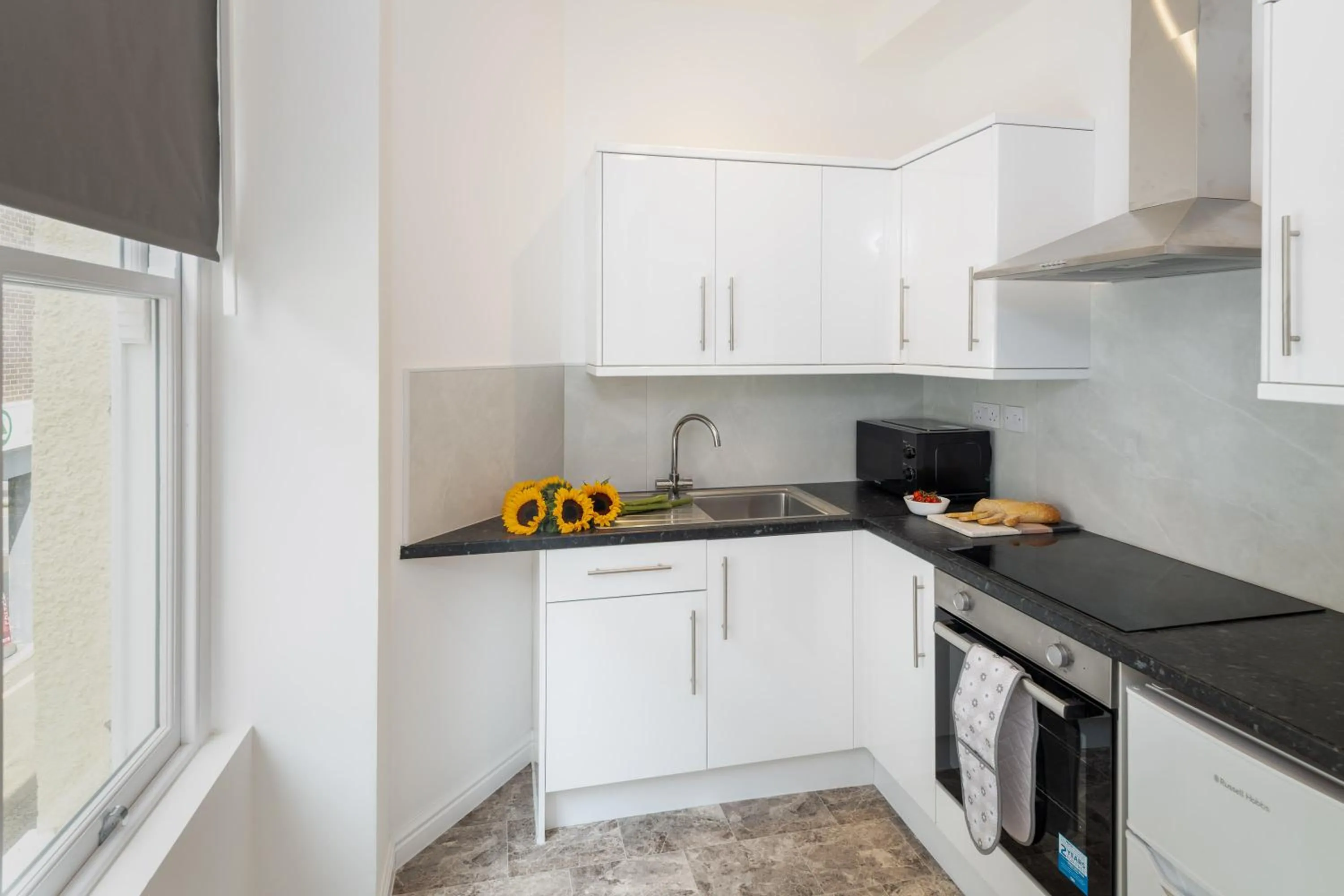 Kitchen or kitchenette in Trehawke House