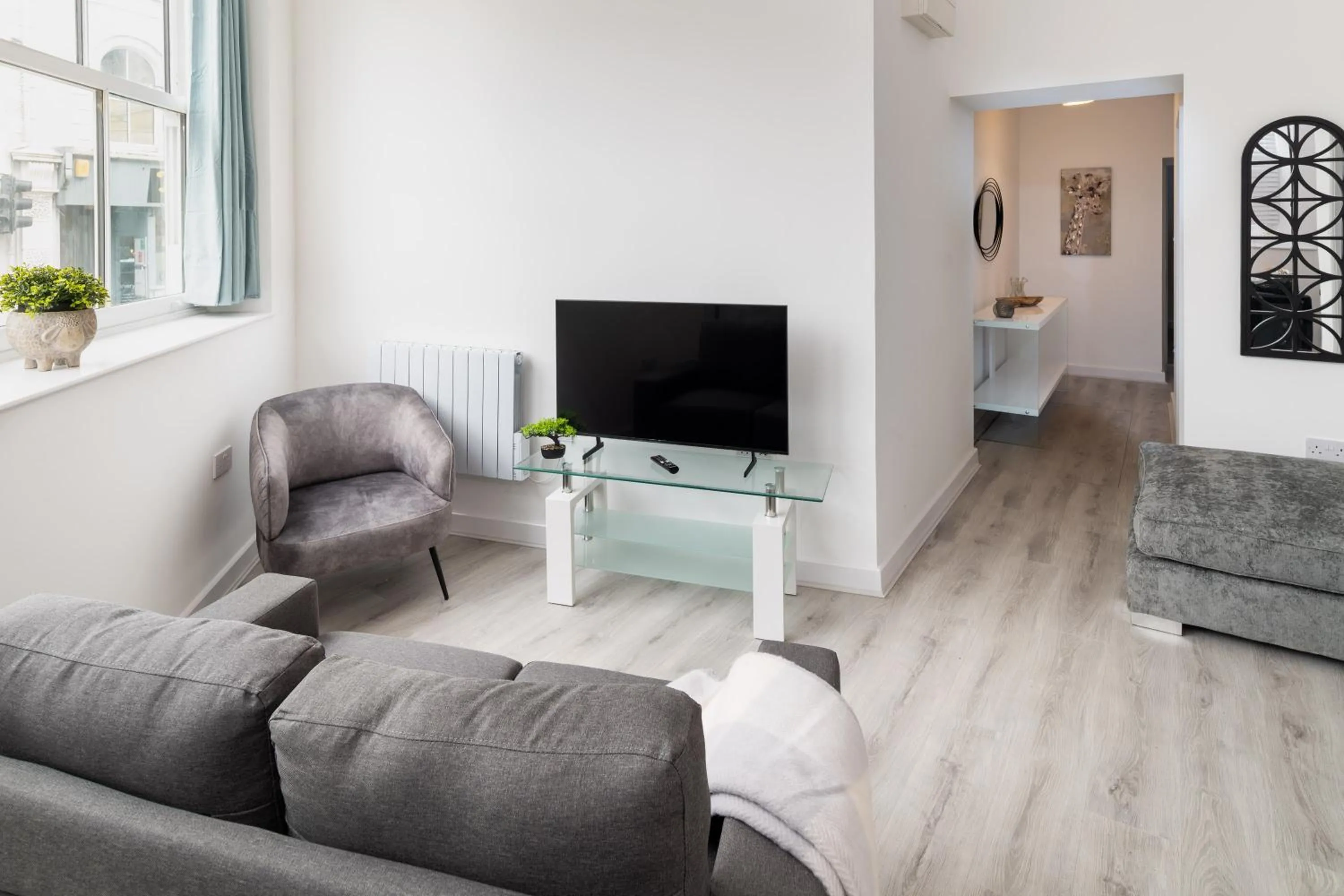 TV and multimedia in Trehawke House