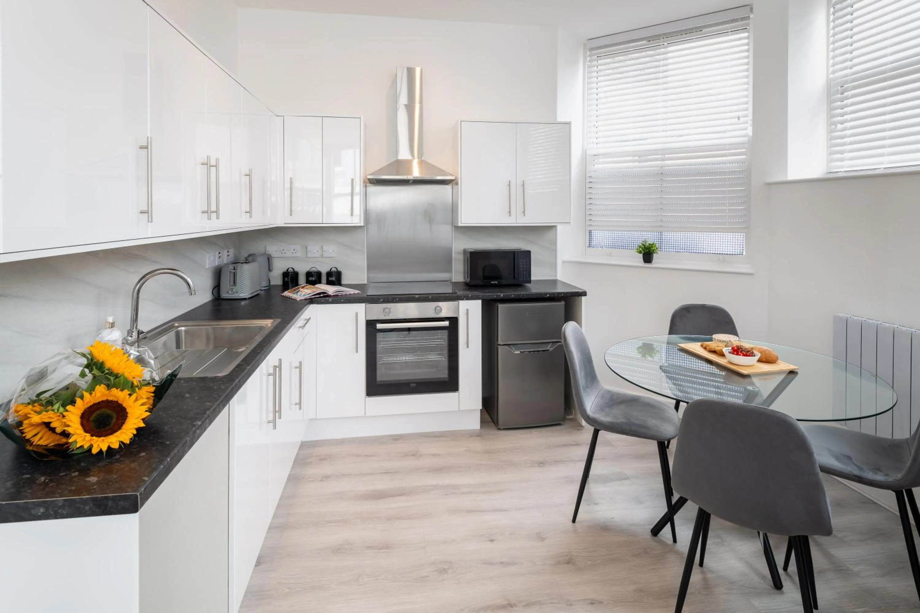 Kitchen or kitchenette in Trehawke House