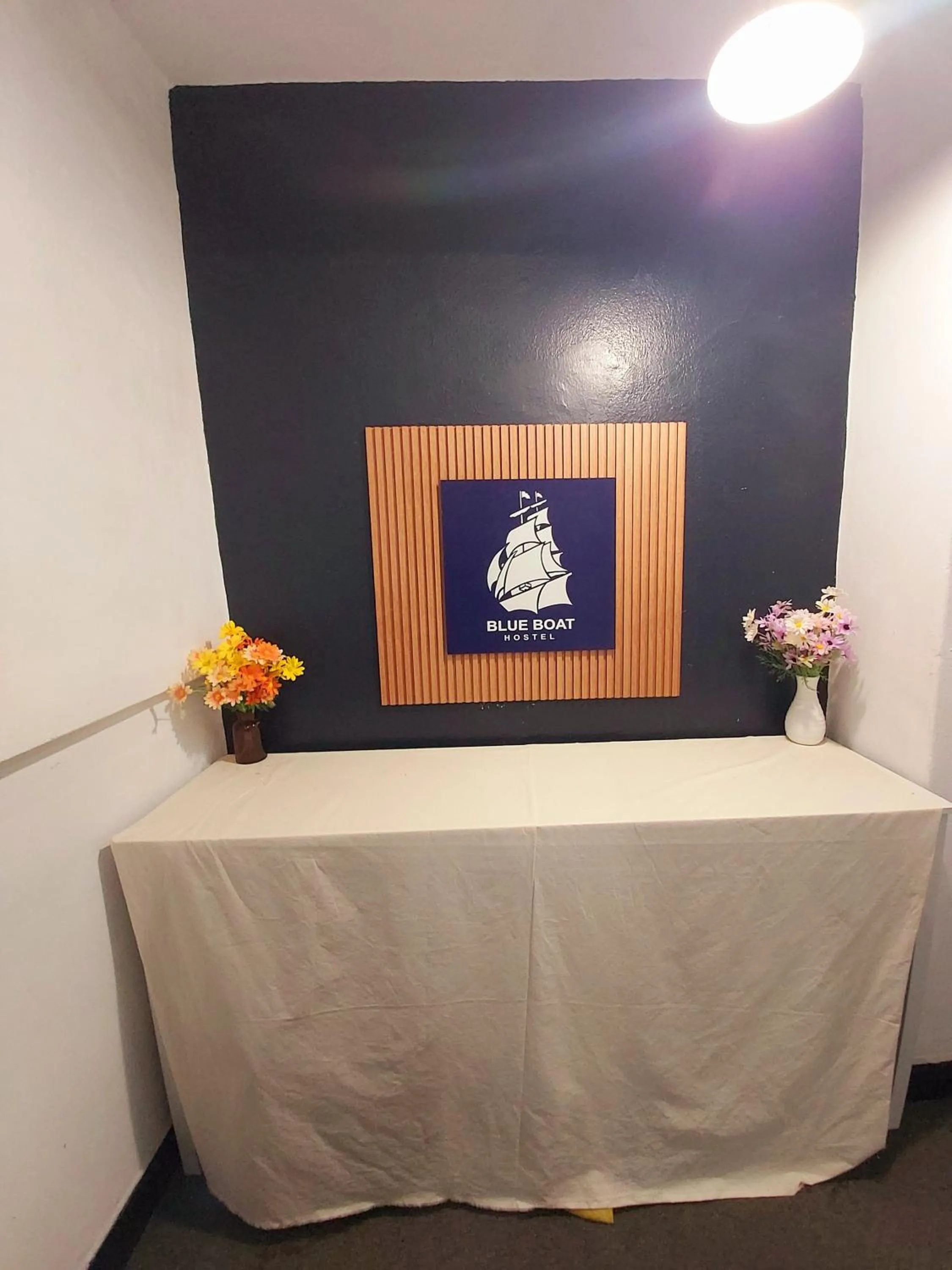 Facade/entrance in Blue Boat Hostel Myeongdong