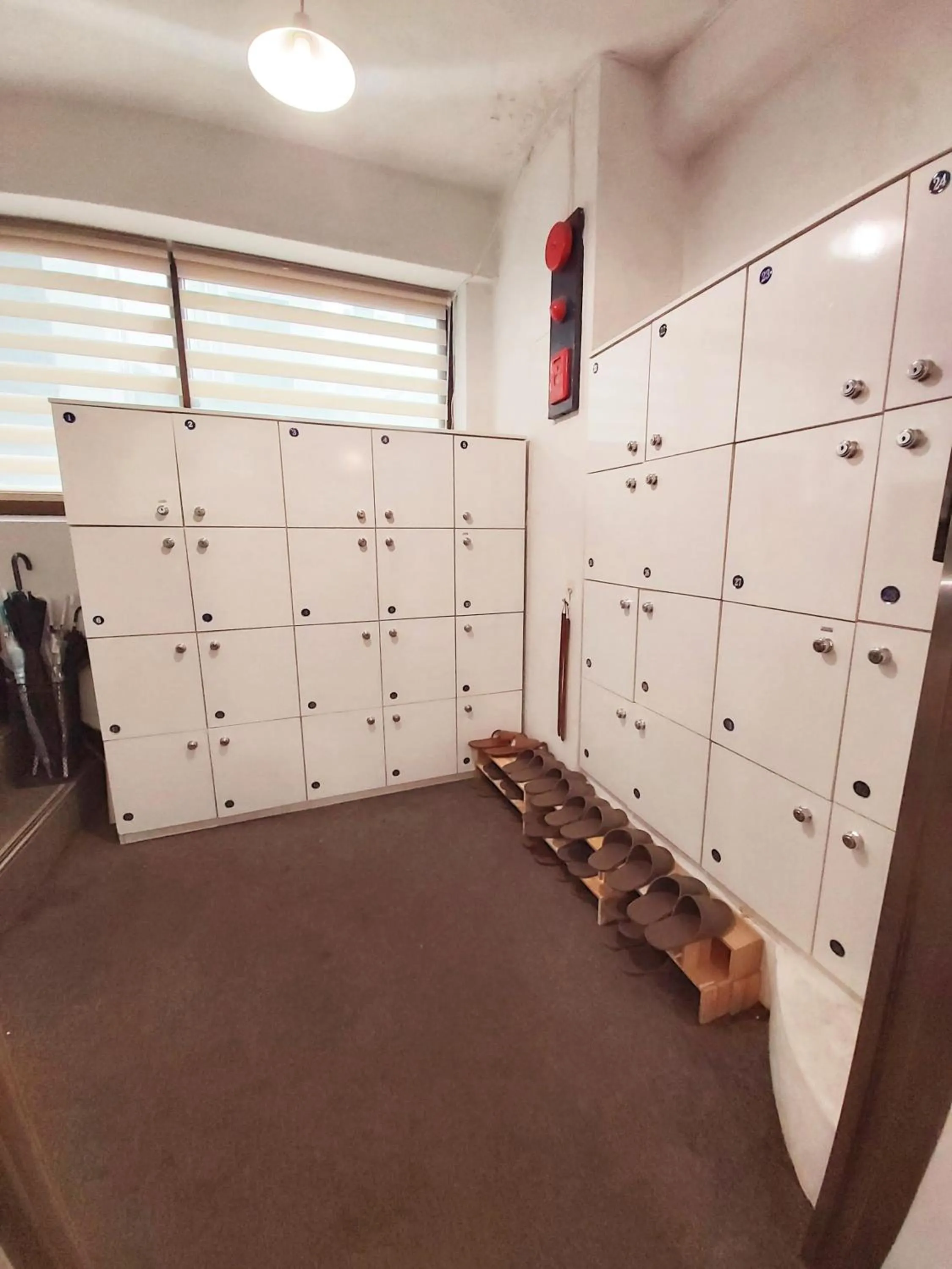 Lobby or reception in Blue Boat Hostel Myeongdong