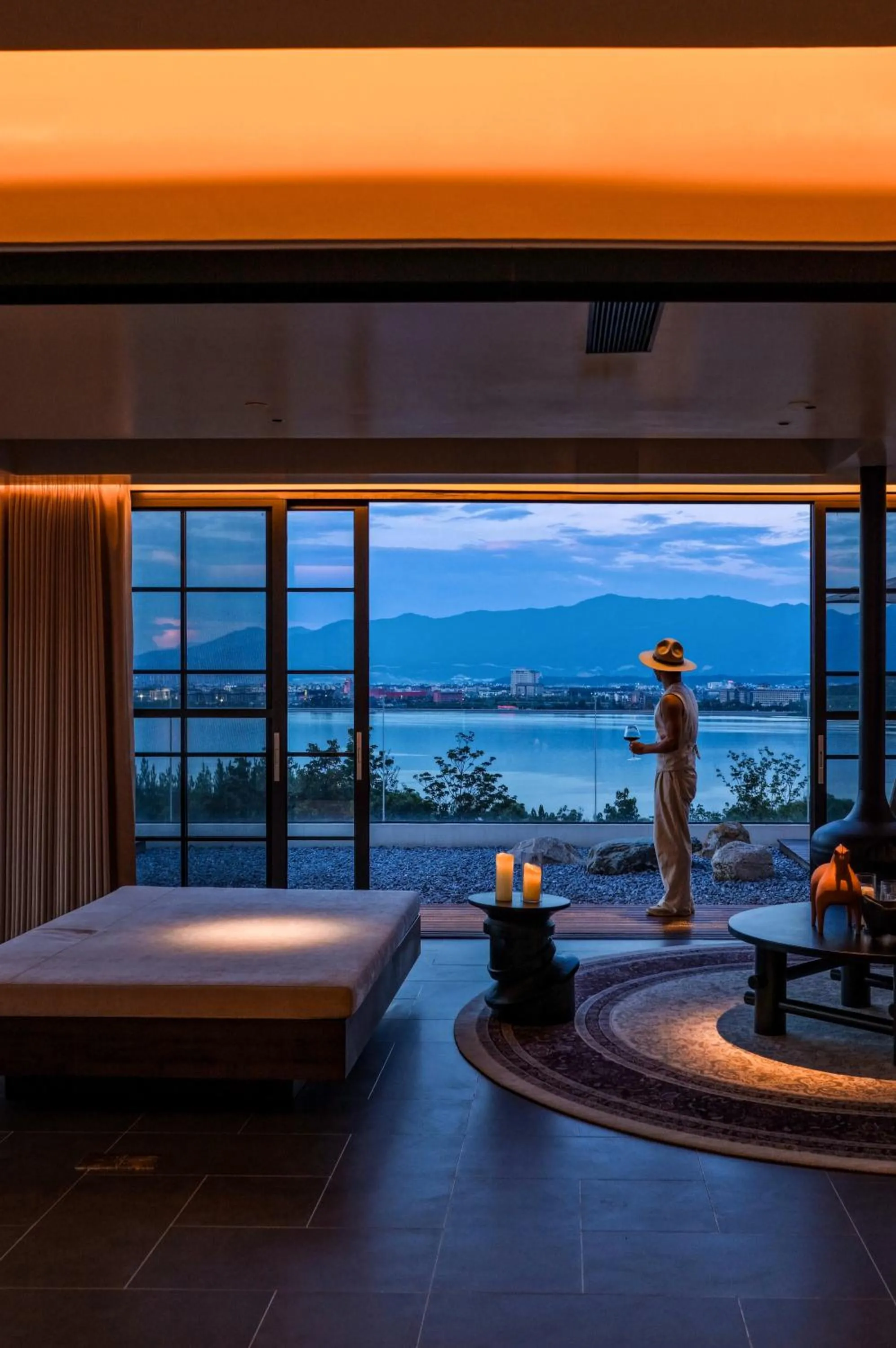 View (from property/room), Bed in Lijiang jijian Xiangwang SOOOAN Luxury Resort Hotel