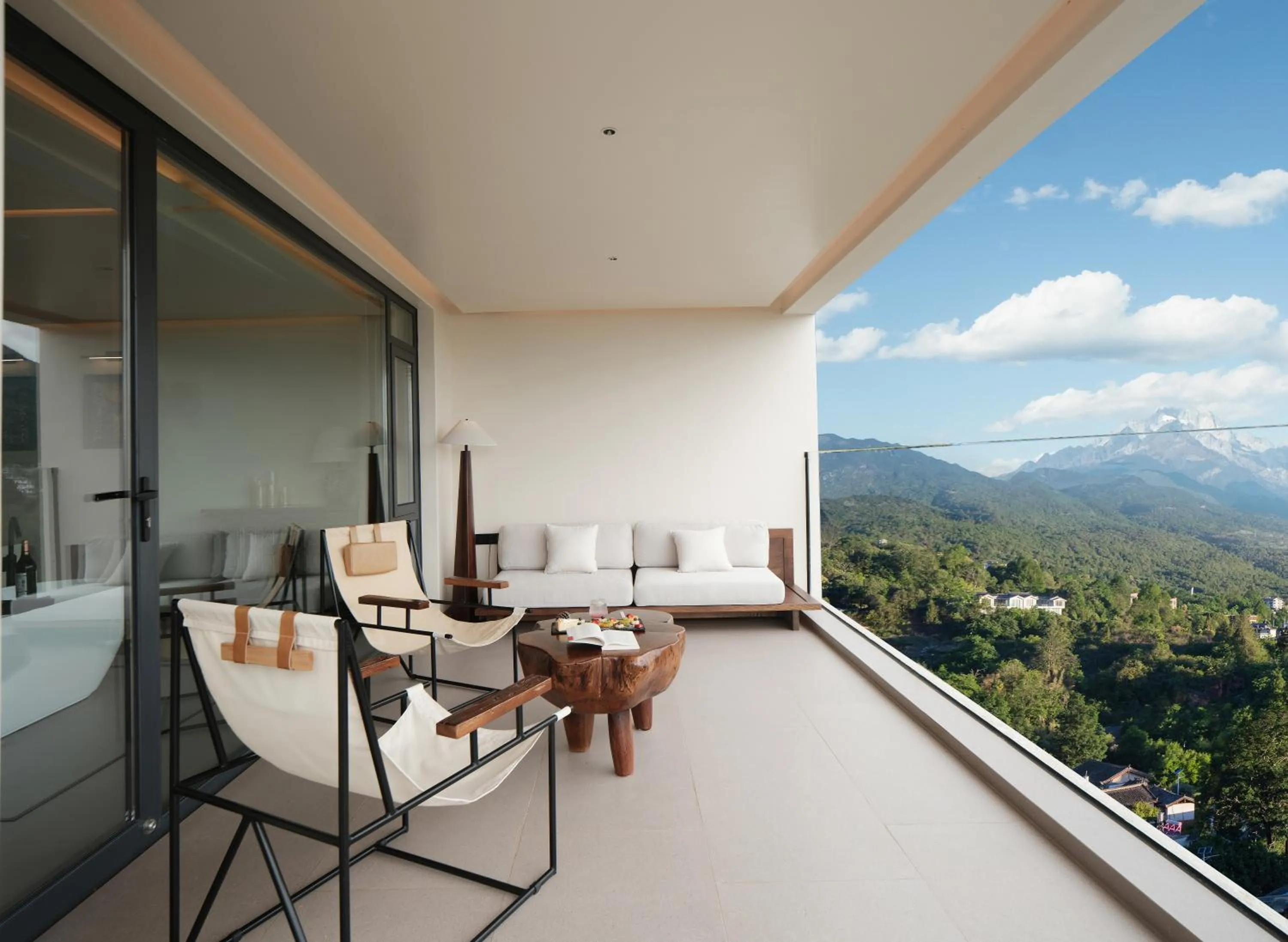 Day in Lijiang jijian Xiangwang SOOOAN Luxury Resort Hotel