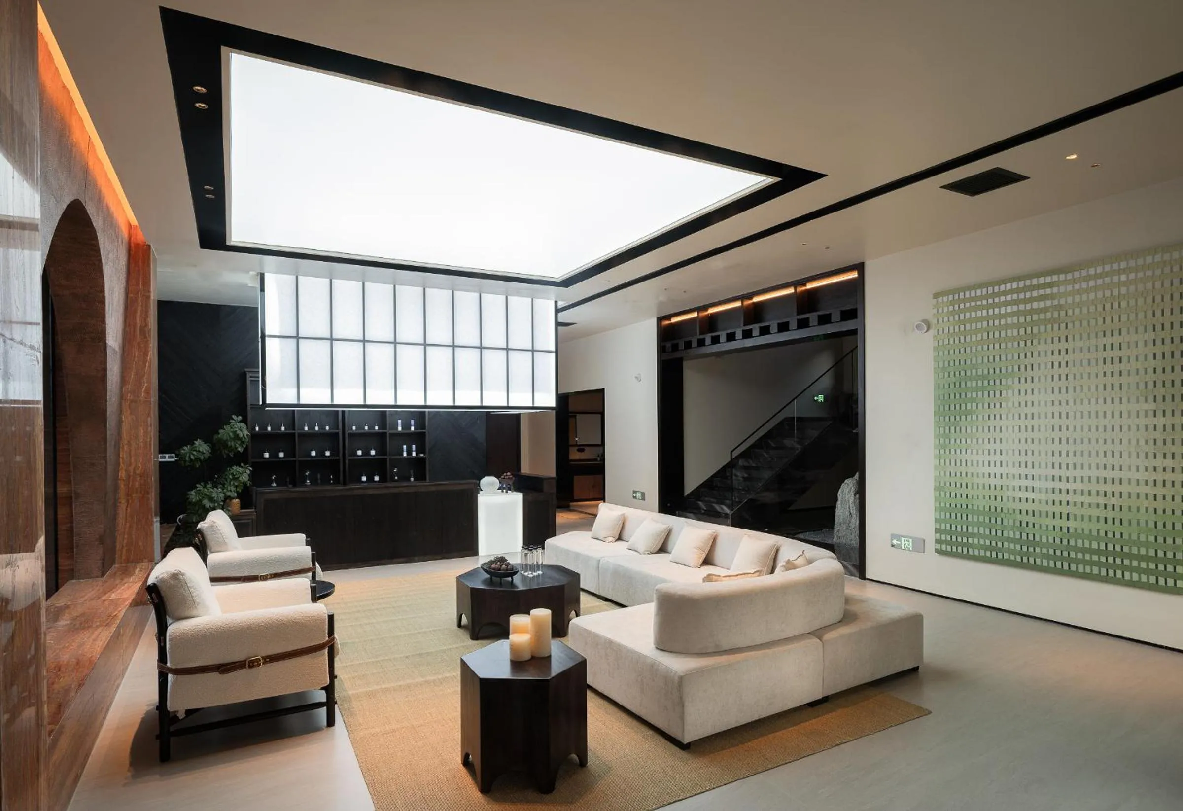 Lobby or reception in Lijiang jijian Xiangwang SOOOAN Luxury Resort Hotel