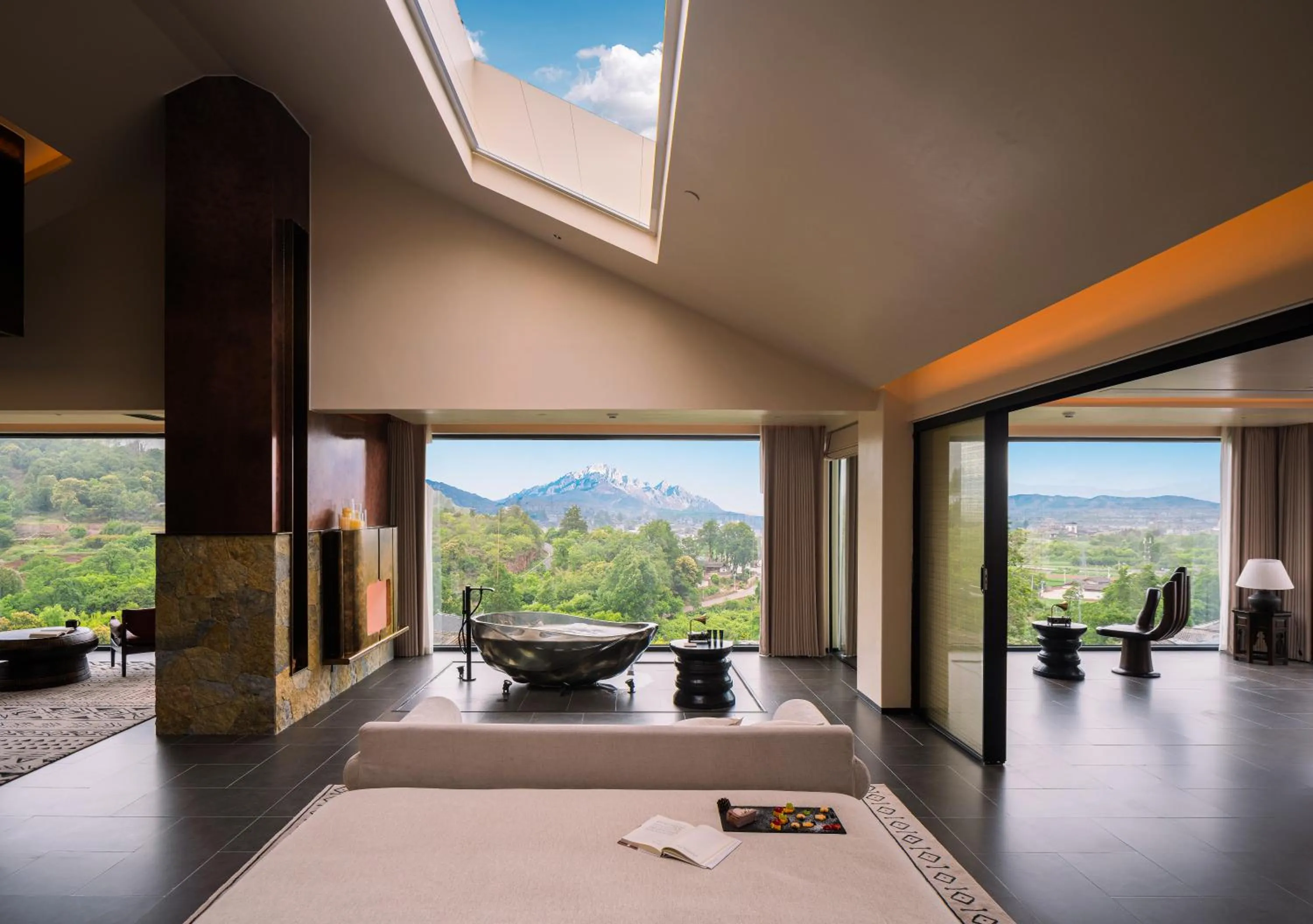Natural landscape in Lijiang jijian Xiangwang SOOOAN Luxury Resort Hotel