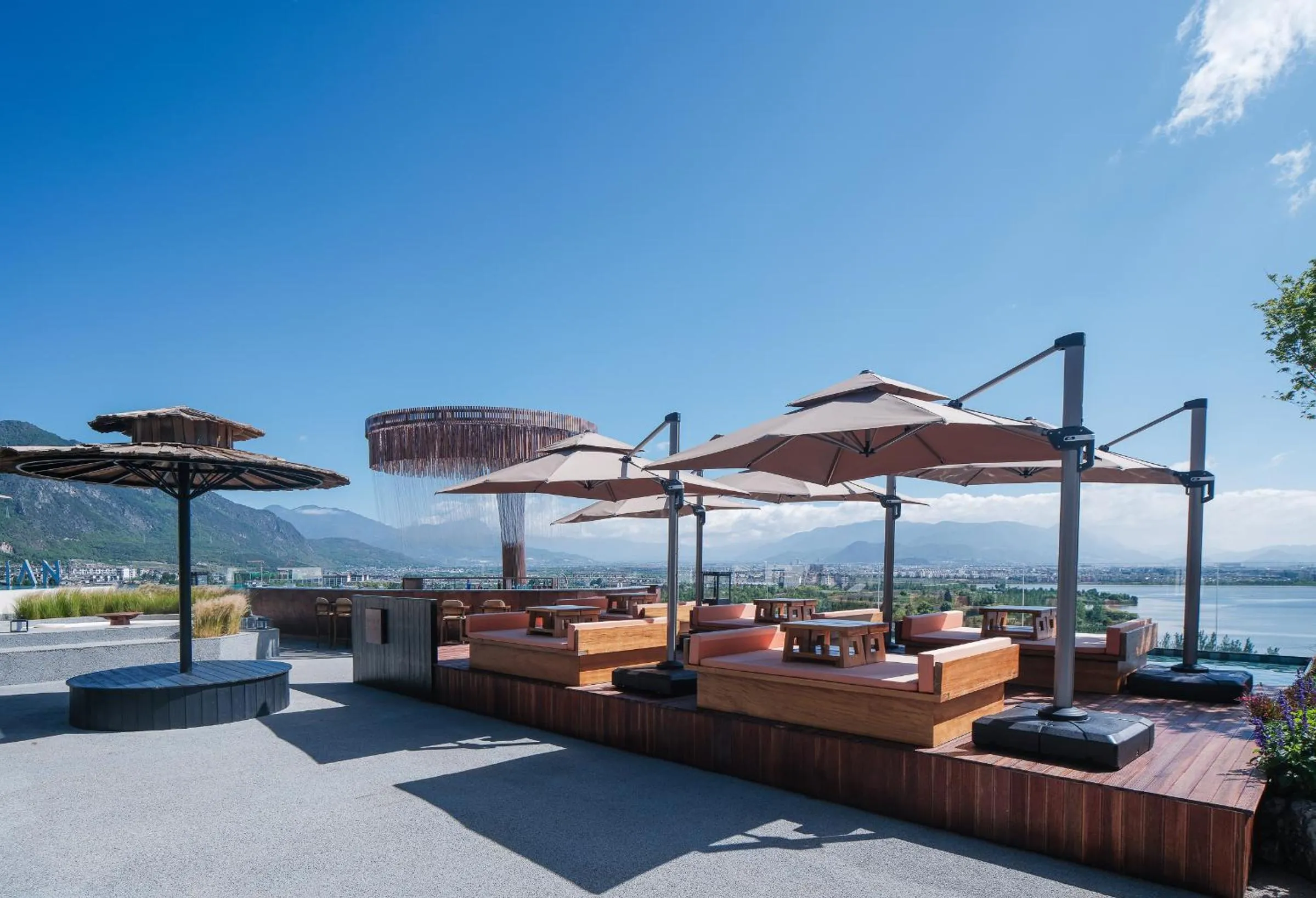 Balcony/Terrace in Lijiang jijian Xiangwang SOOOAN Luxury Resort Hotel