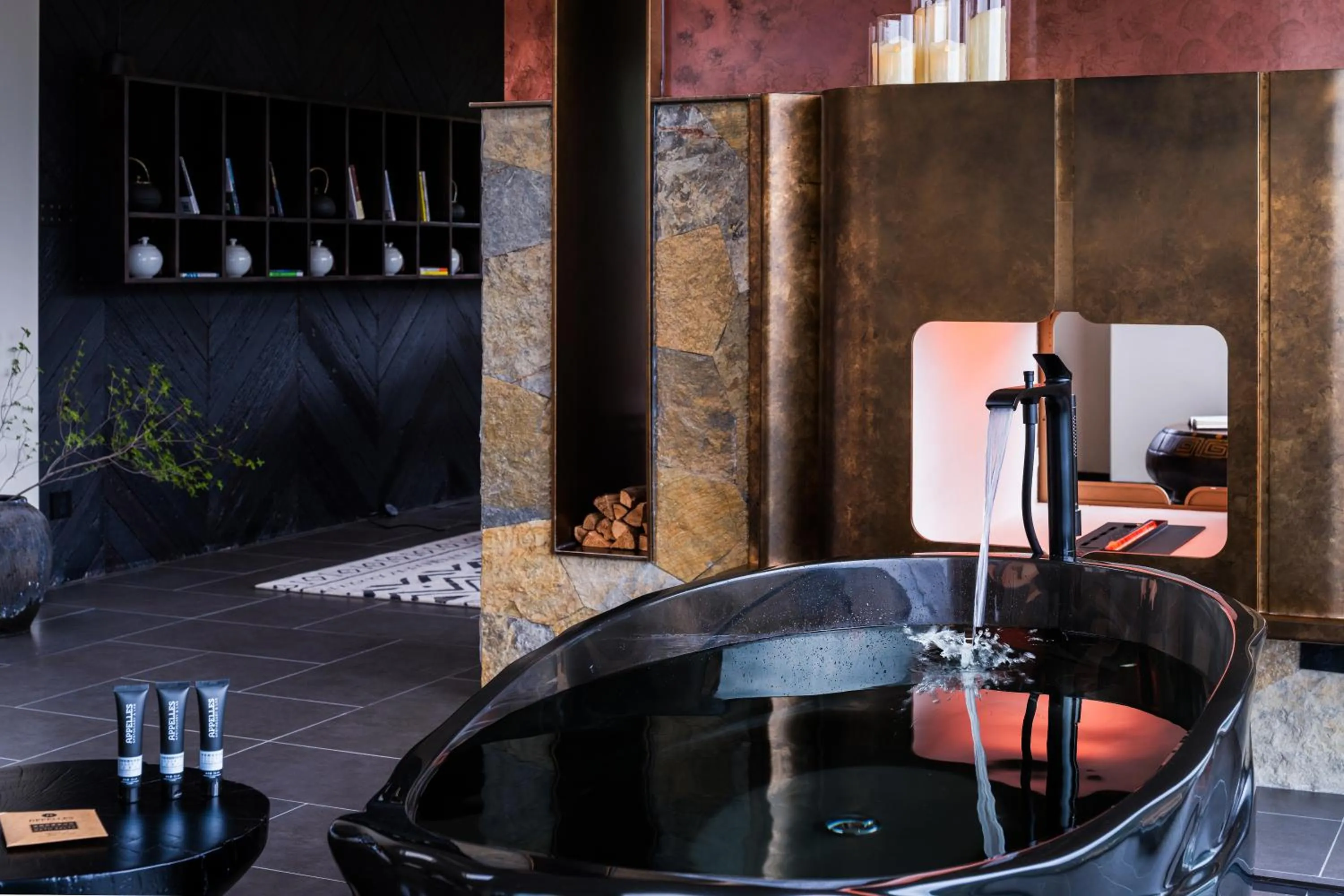 Photo of the whole room in Lijiang jijian Xiangwang SOOOAN Luxury Resort Hotel