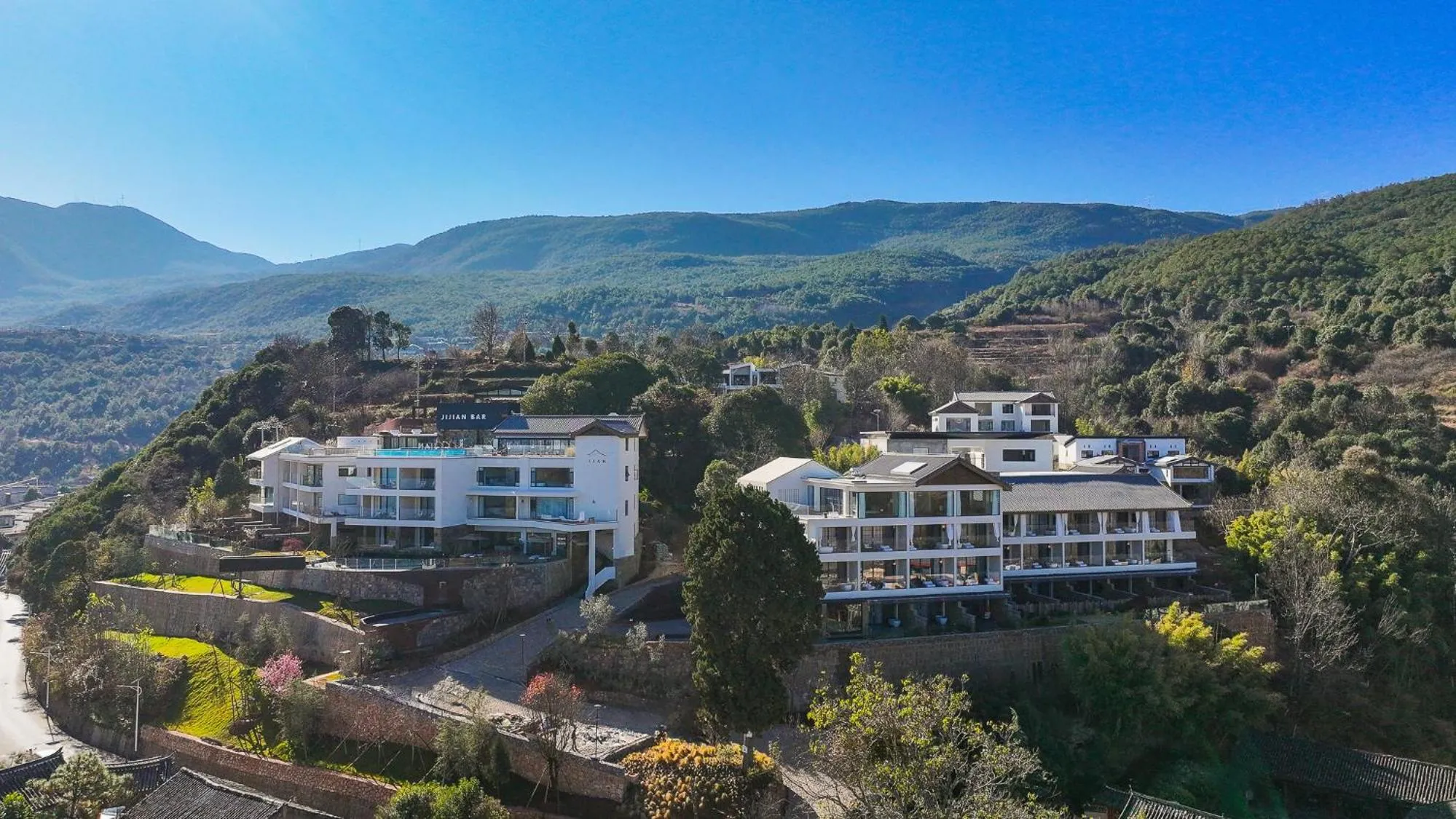 Property building in Lijiang jijian Xiangwang SOOOAN Luxury Resort Hotel