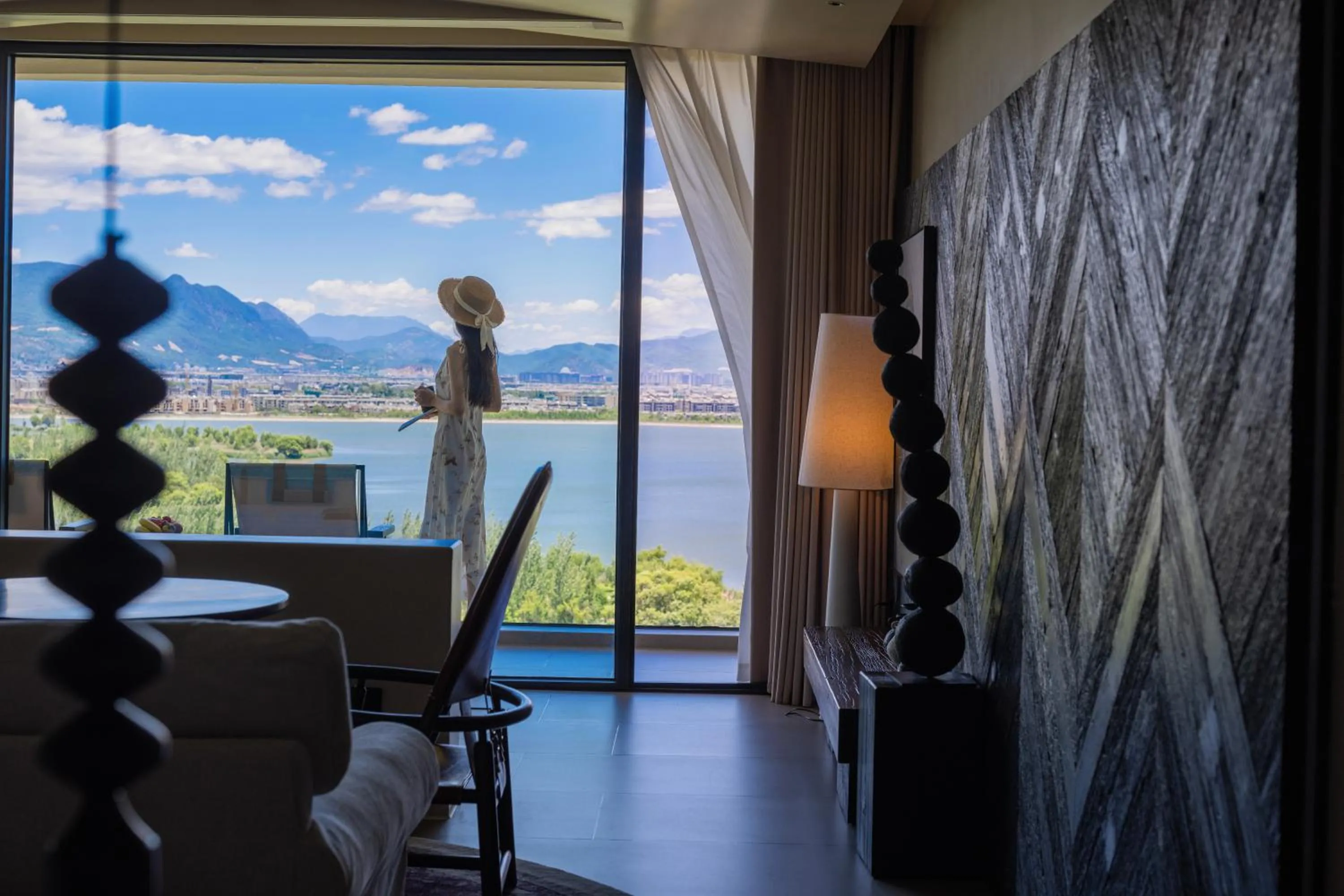 Lake view in Lijiang jijian Xiangwang SOOOAN Luxury Resort Hotel